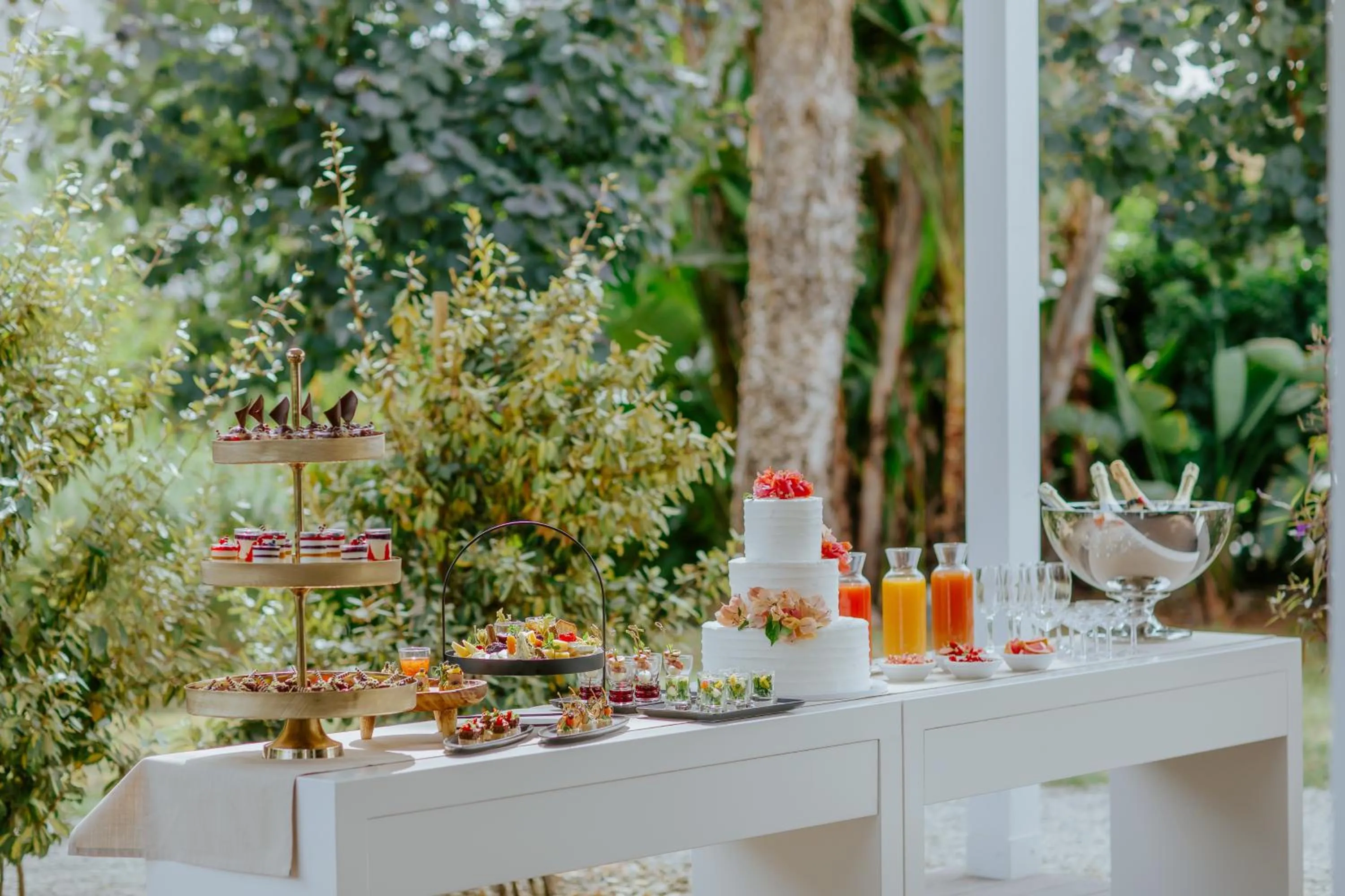 Lounge or bar in Nissi Beach Resort