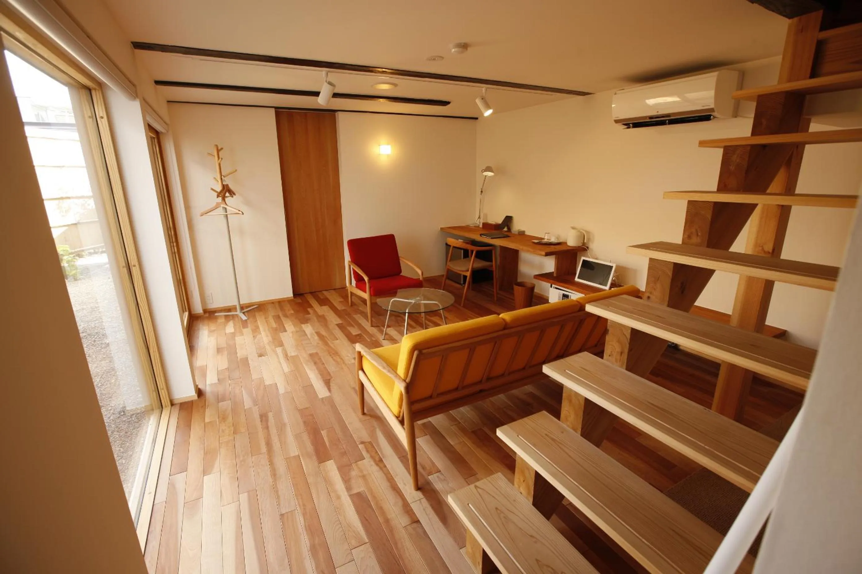 Decorative detail in Yamagata The Takinami