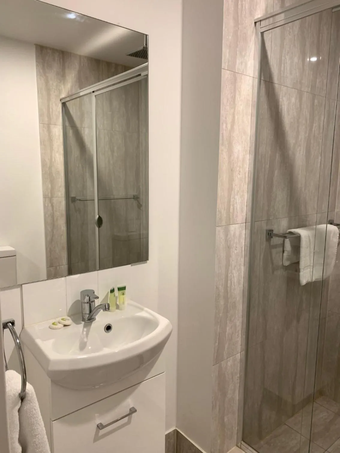 The Palms Apartments