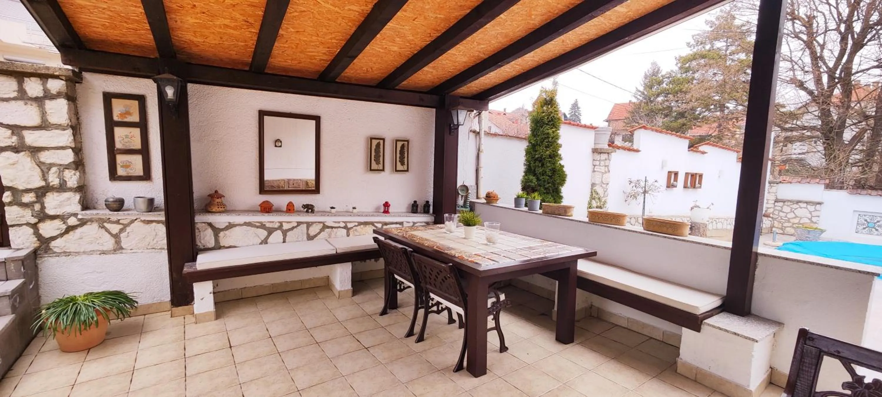 Property building in Vila Mila