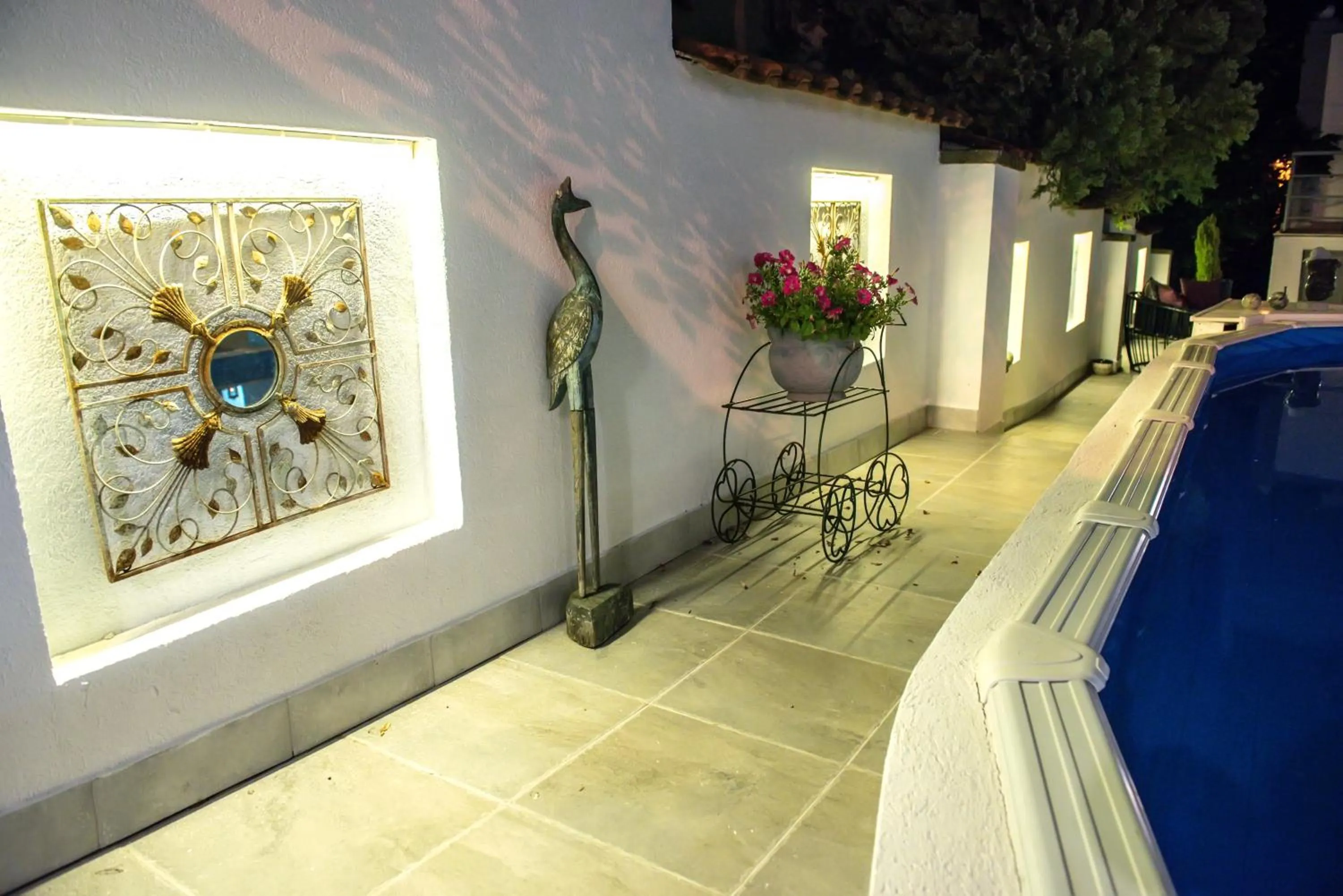 Swimming pool in Vila Mila