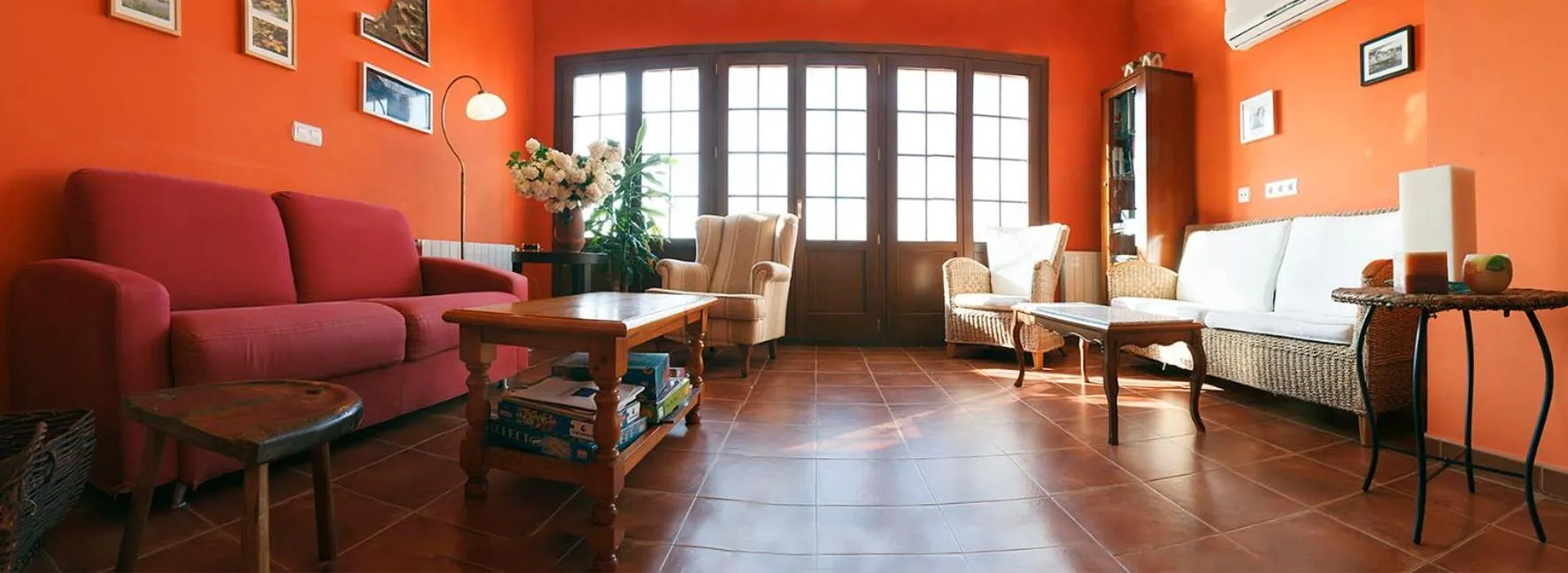 Living room in Hotel Rural Suquin