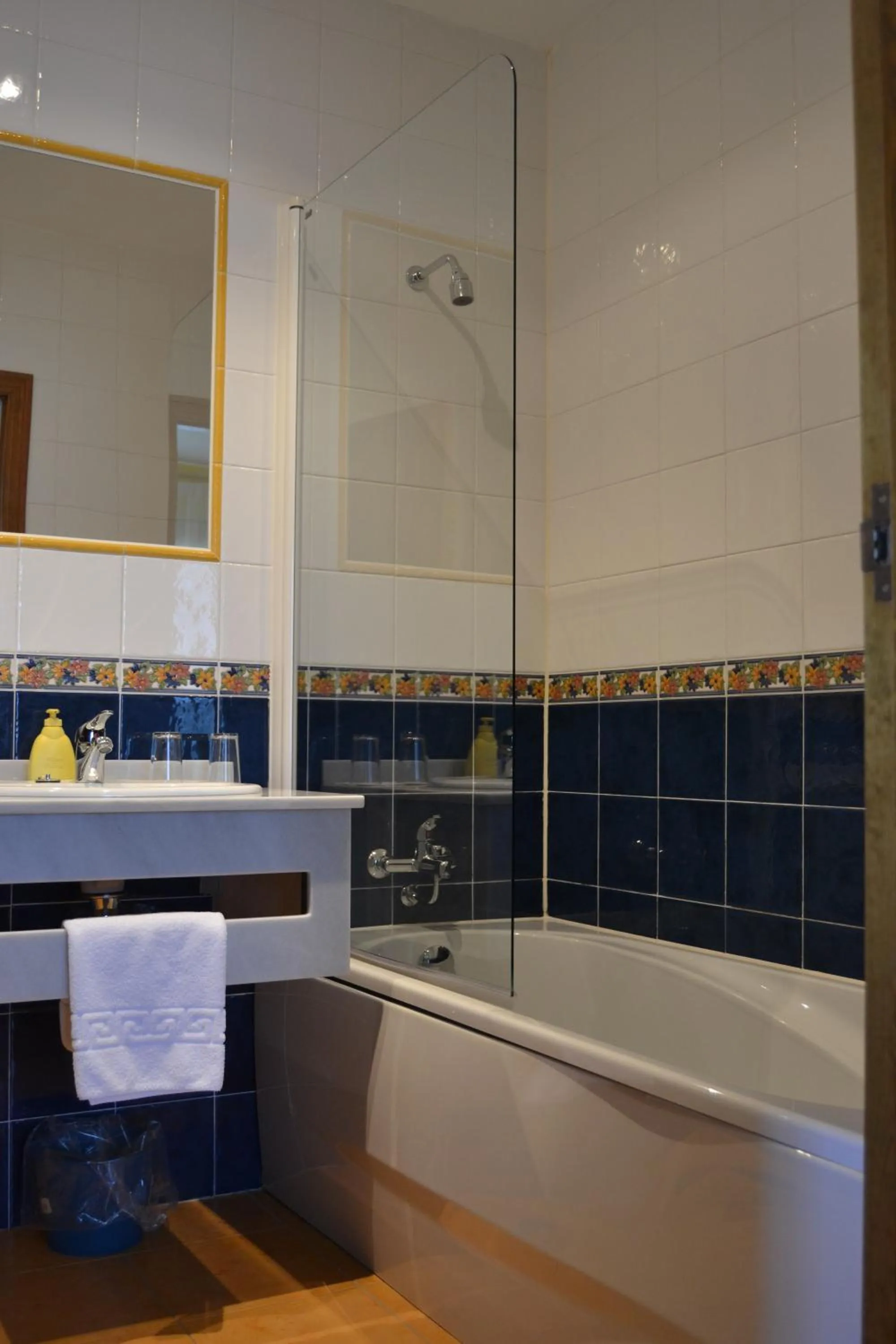 Bathroom in Hotel Rural Suquin