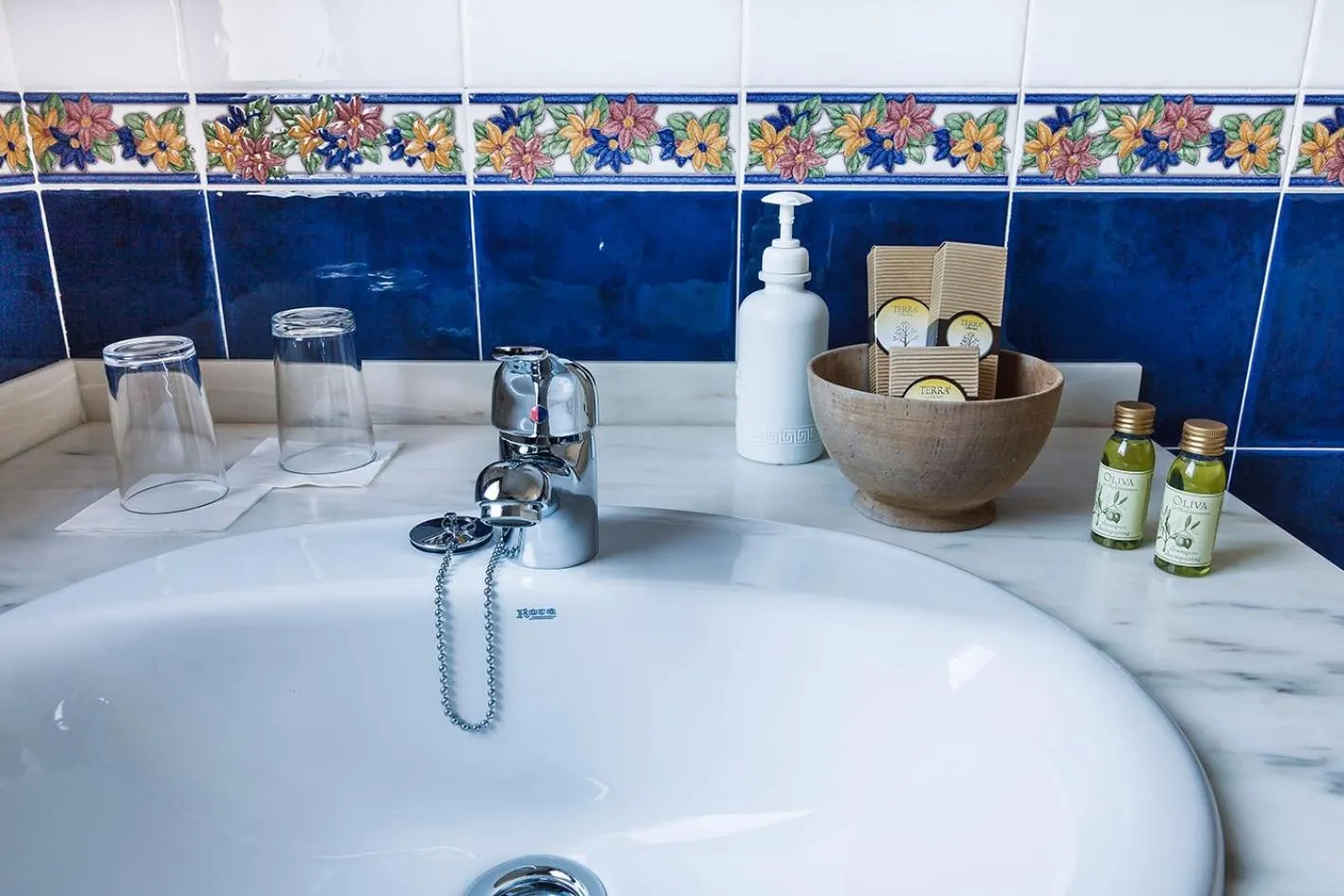 Toilet in Hotel Rural Suquin