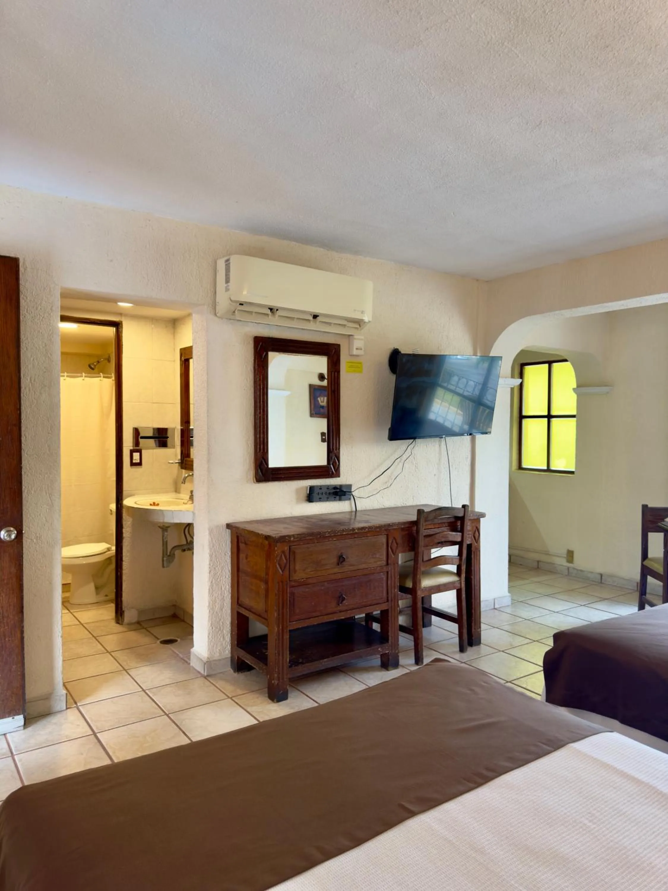 Bed in Hotel Hacienda María Eugenia Acapulco