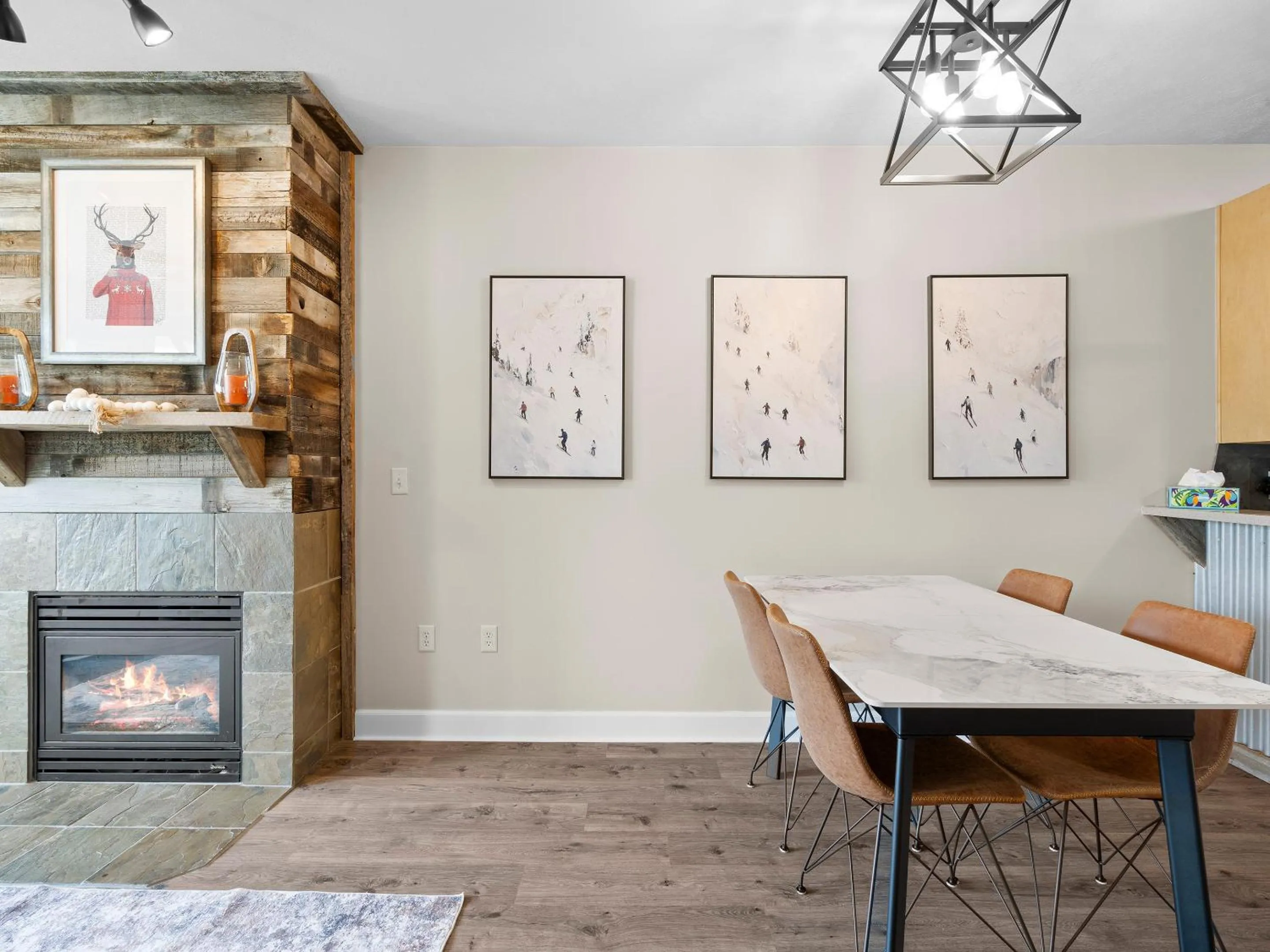 Dining area in Crestview Condominiums by All Seasons Resort Lodging