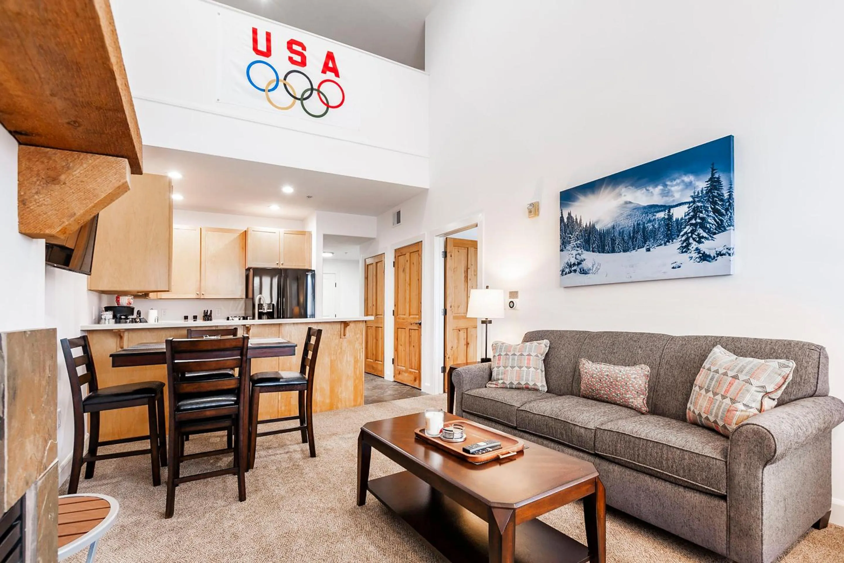 Living room in Crestview Condominiums by All Seasons Resort Lodging