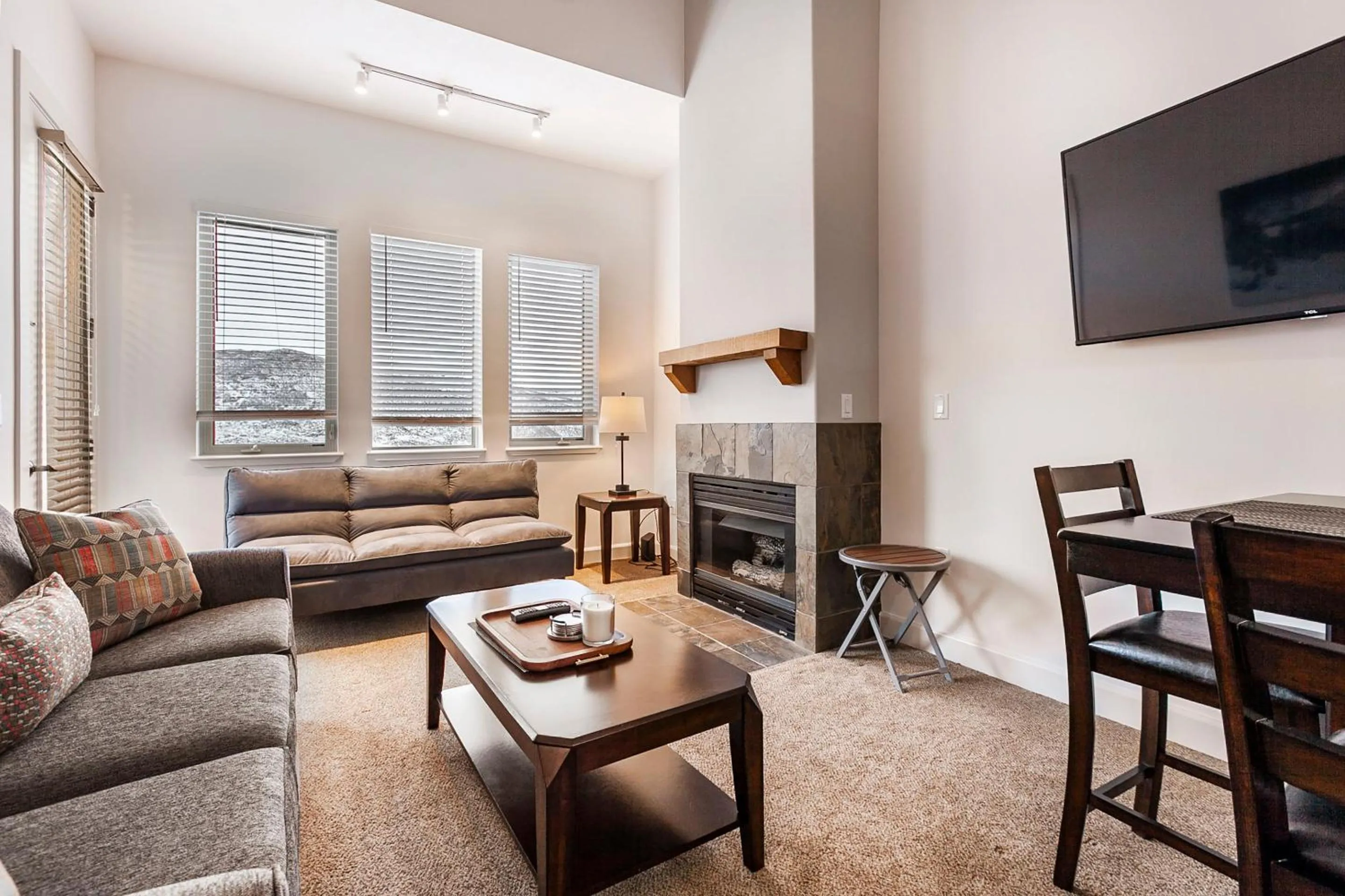 Living room in Crestview Condominiums by All Seasons Resort Lodging