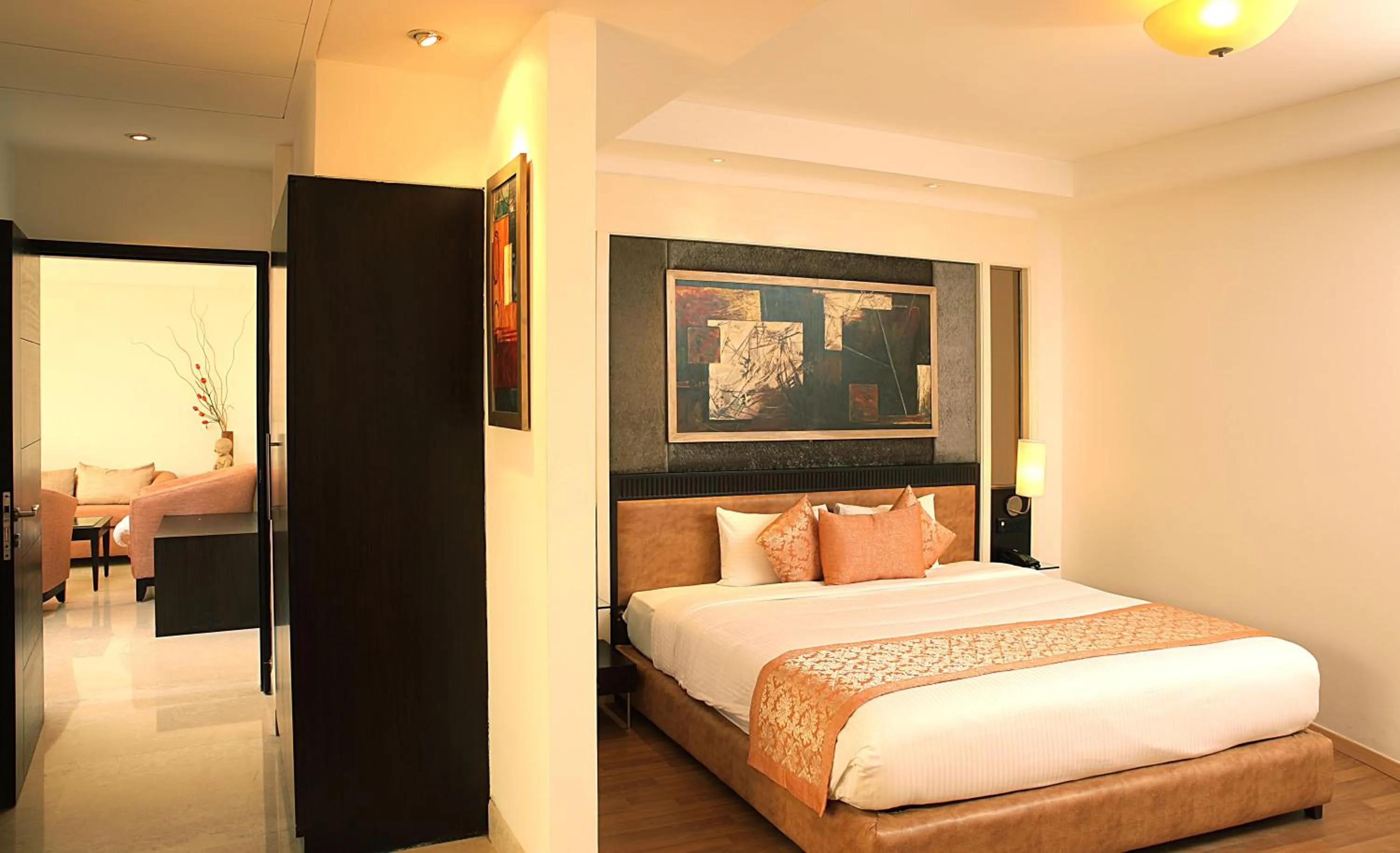 Bed in Inde Hotel Vista Woods Huda City Centre, Gurgaon