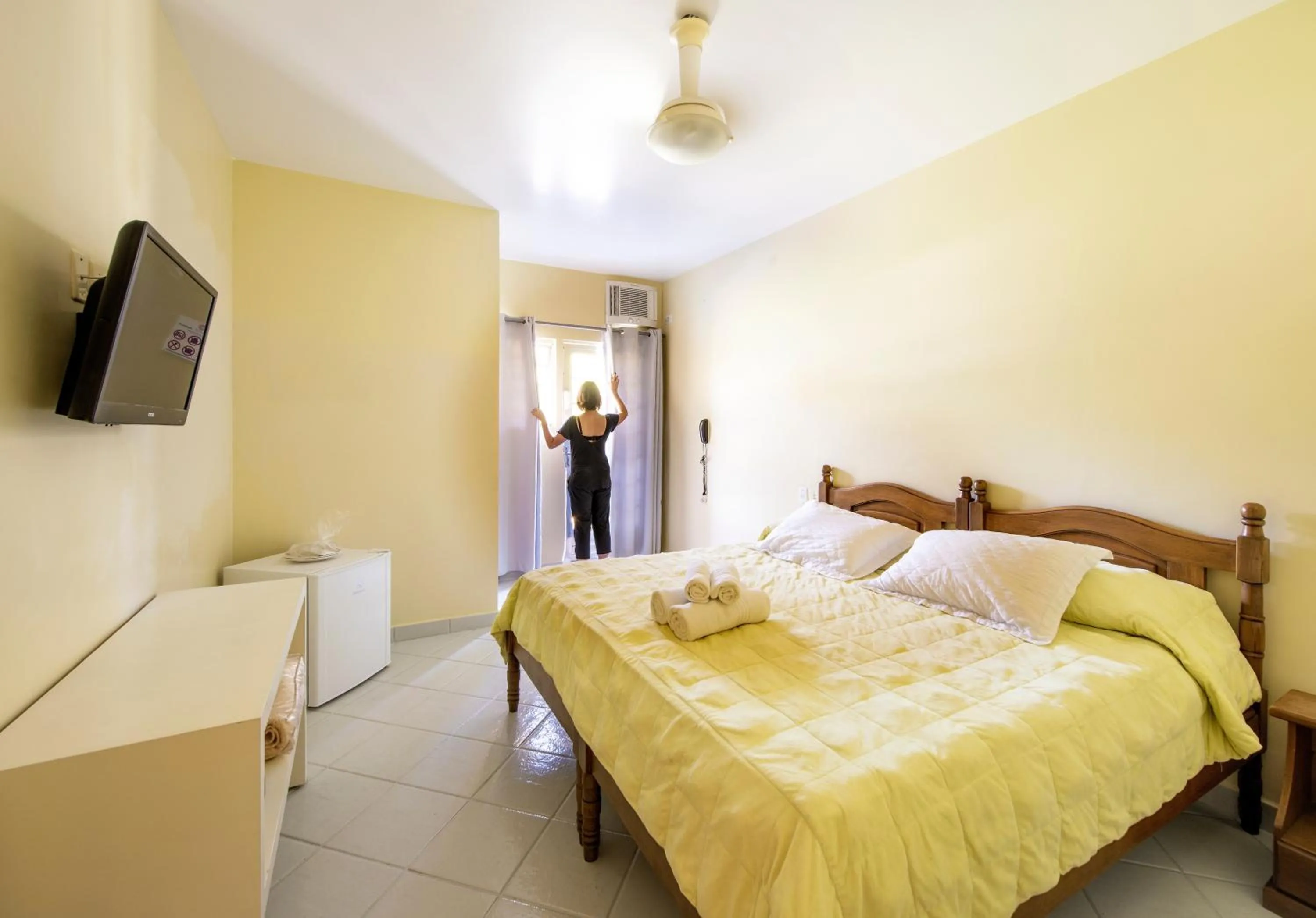 Photo of the whole room, Bed in Costabela Apart Hotel e Pousada