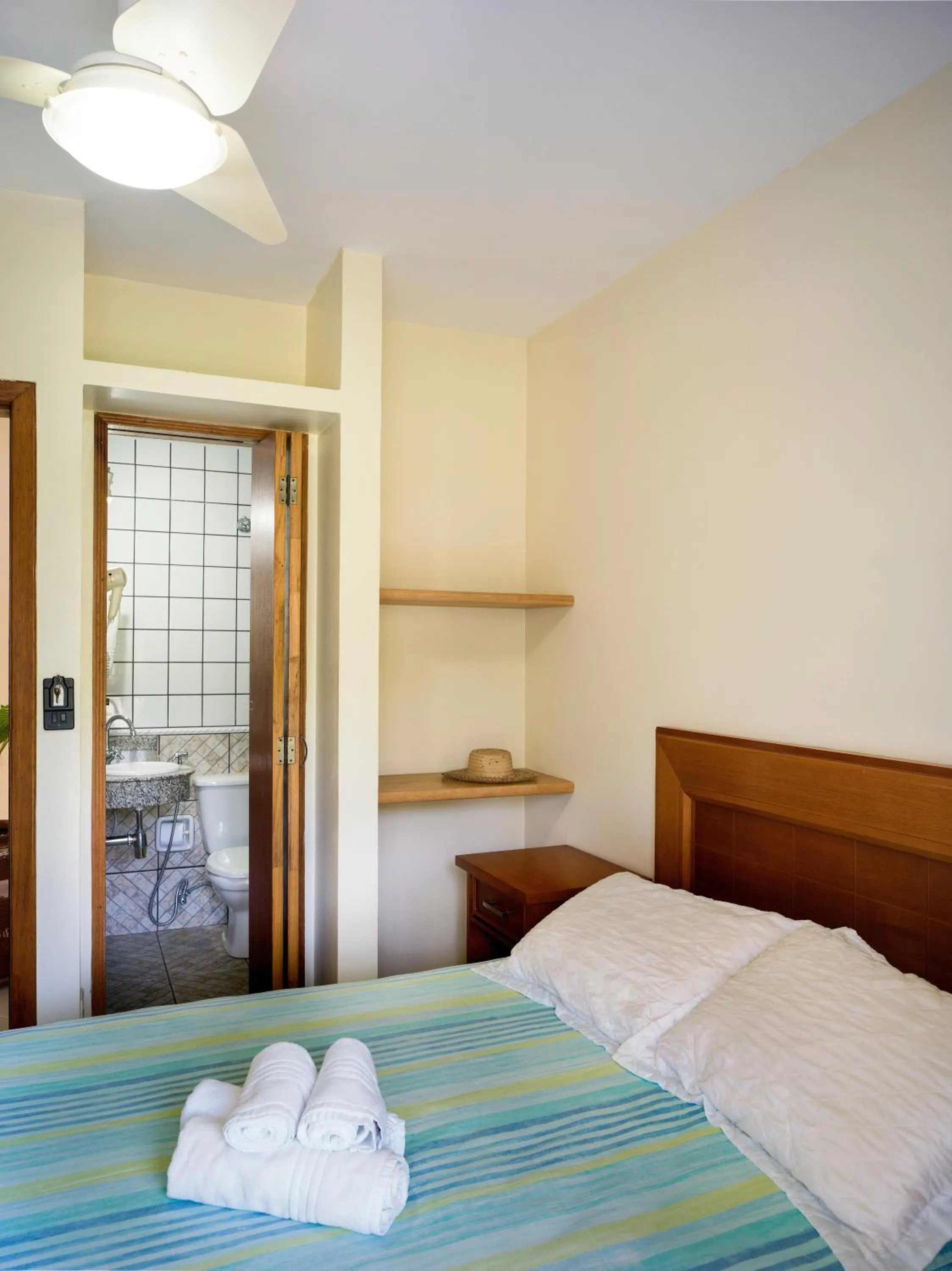 Bedroom, Bed in Costabela Apart Hotel e Pousada