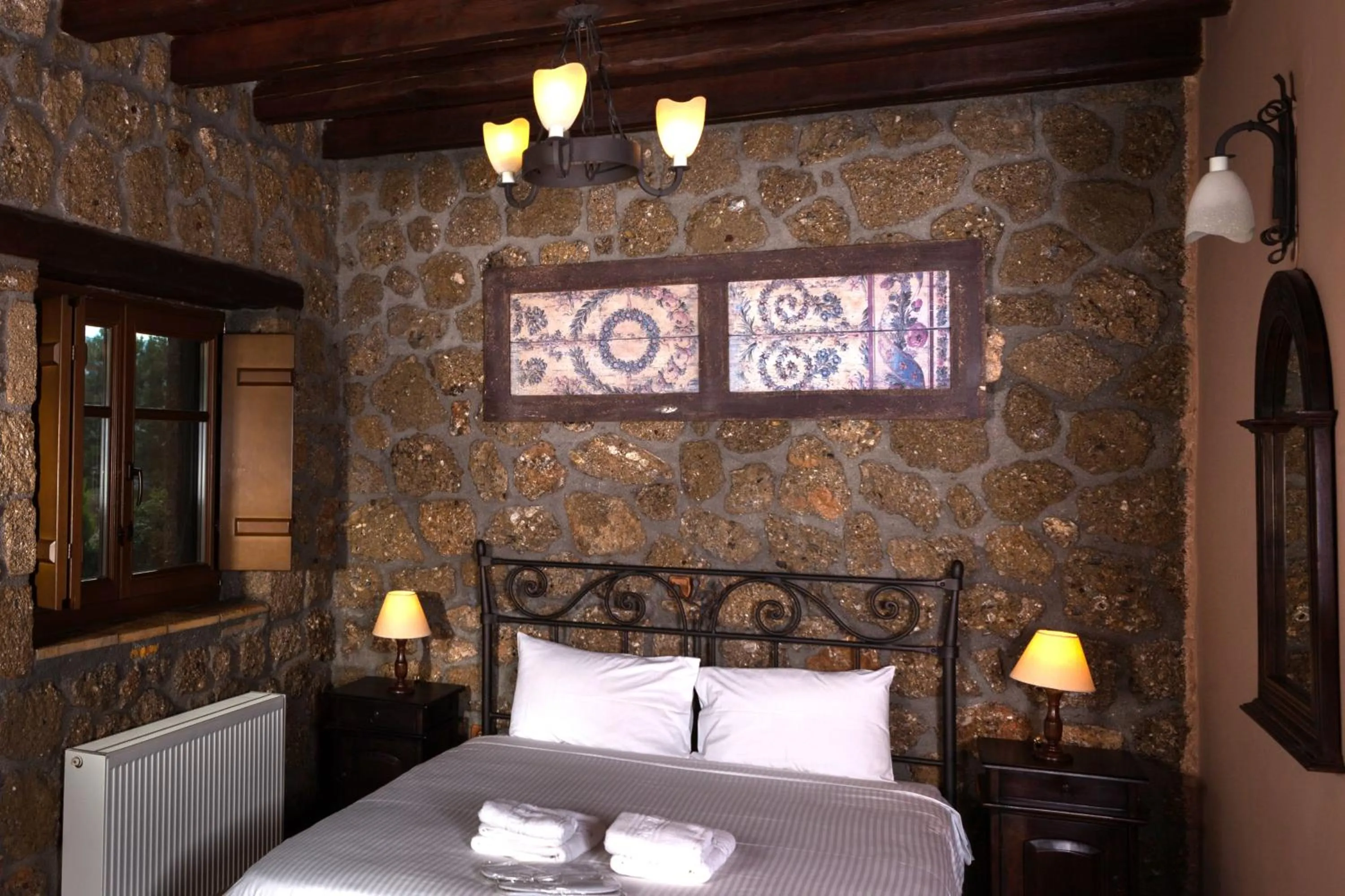 Photo of the whole room, Bed in Pera Alonia Guest House