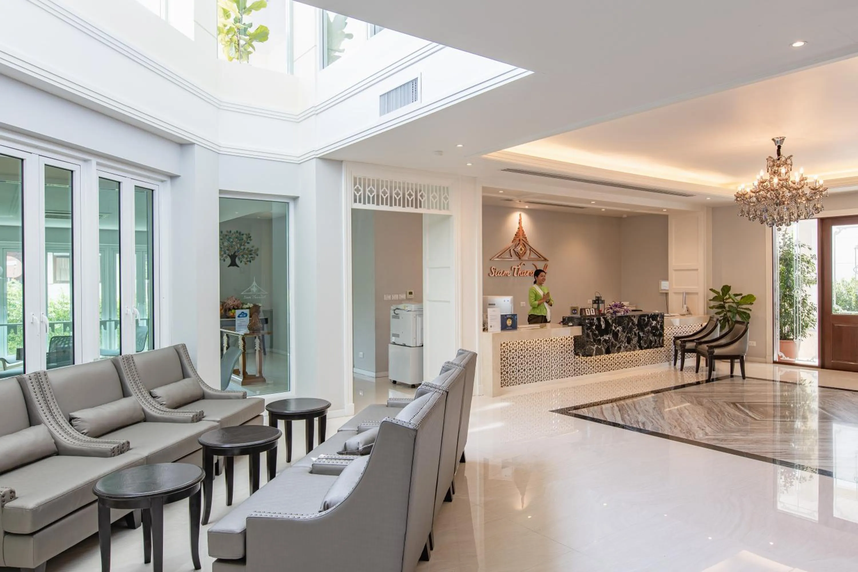 Lounge or bar in Siam Tharadol