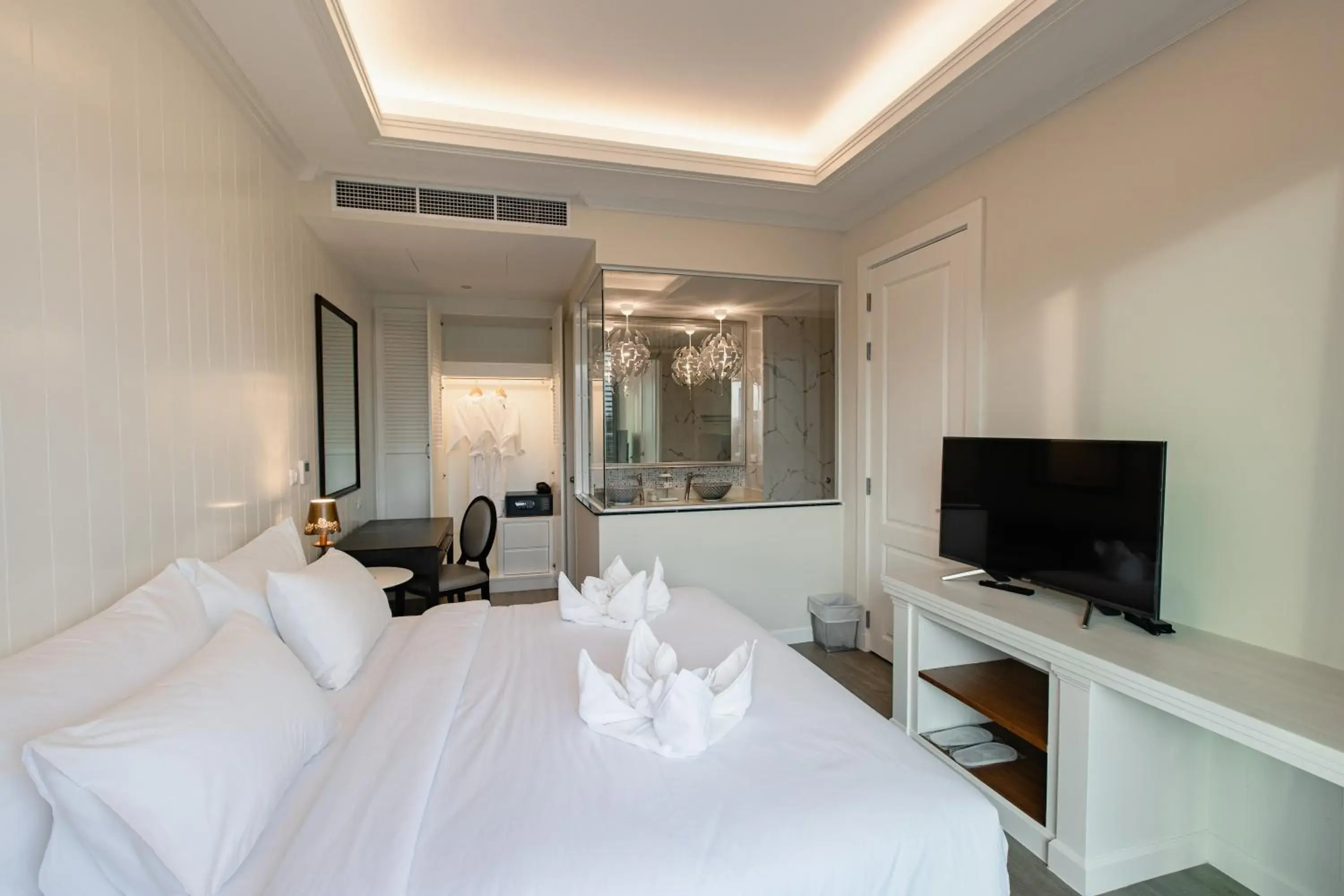 Two-Bedroom Suite in Siam Tharadol Two-Bedroom Suite in Siam Tharadol