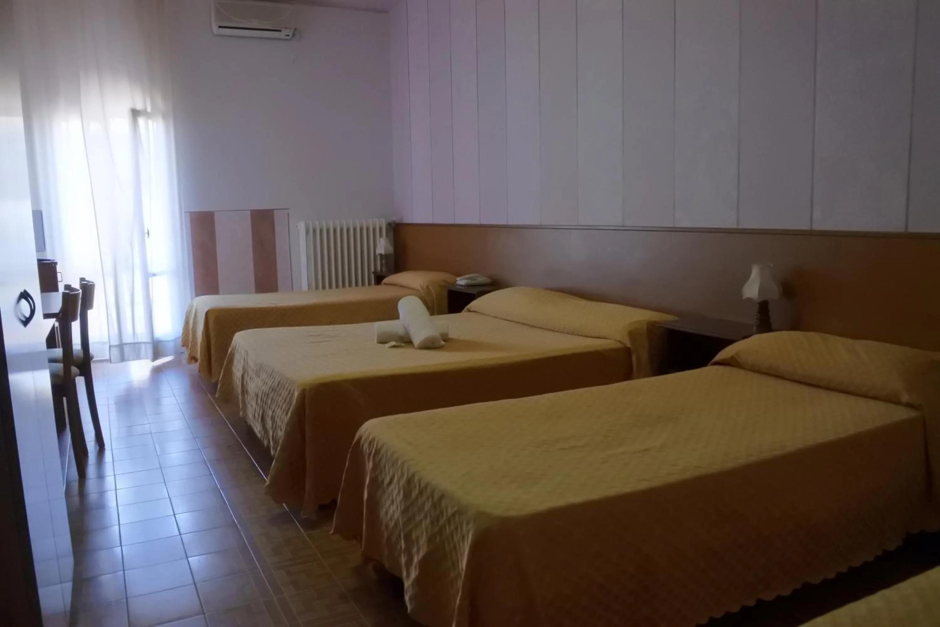 On site, Bed in Hotel Loreto