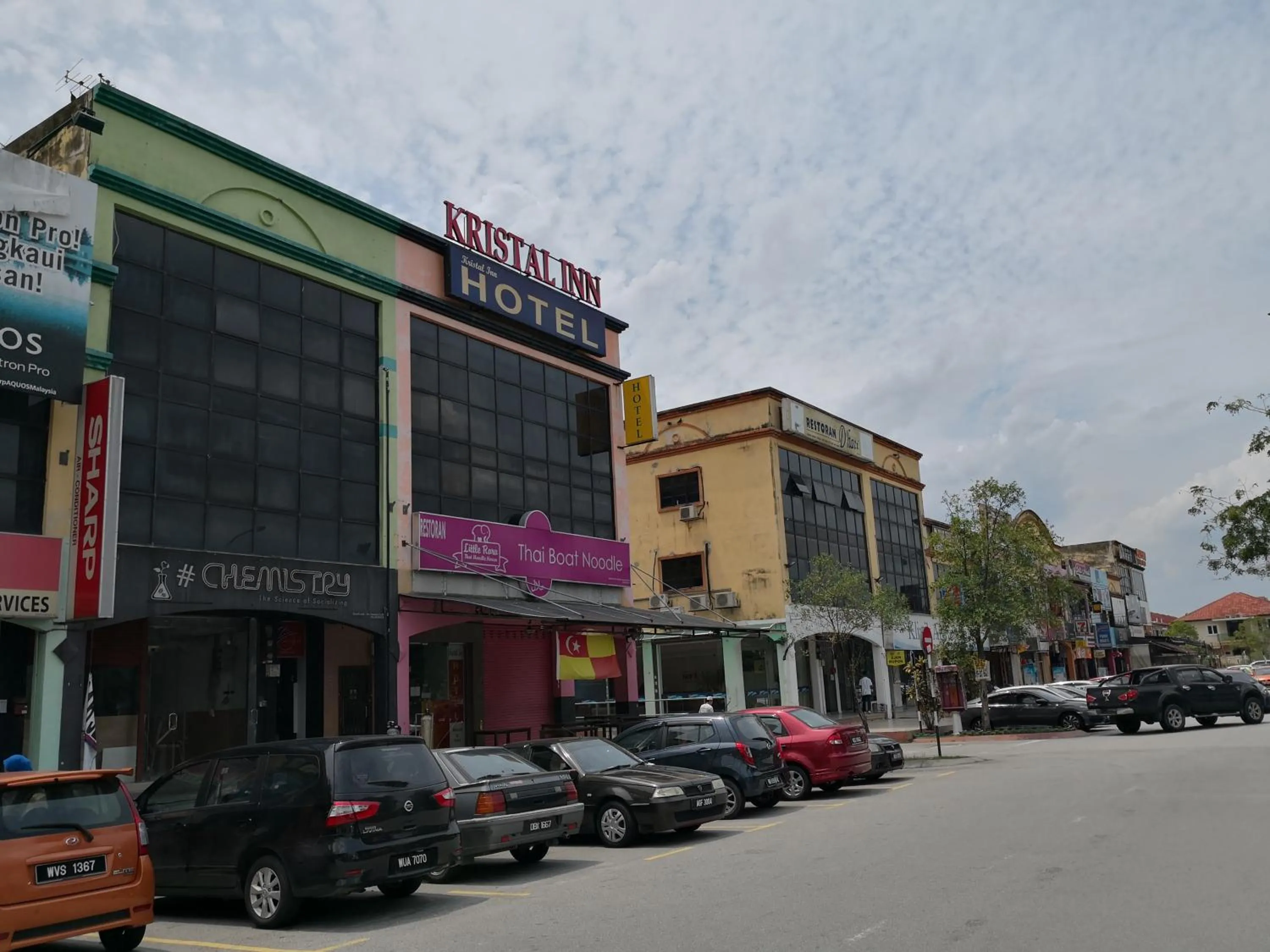Property building in Kristal Inn Hotel Shah Alam 2