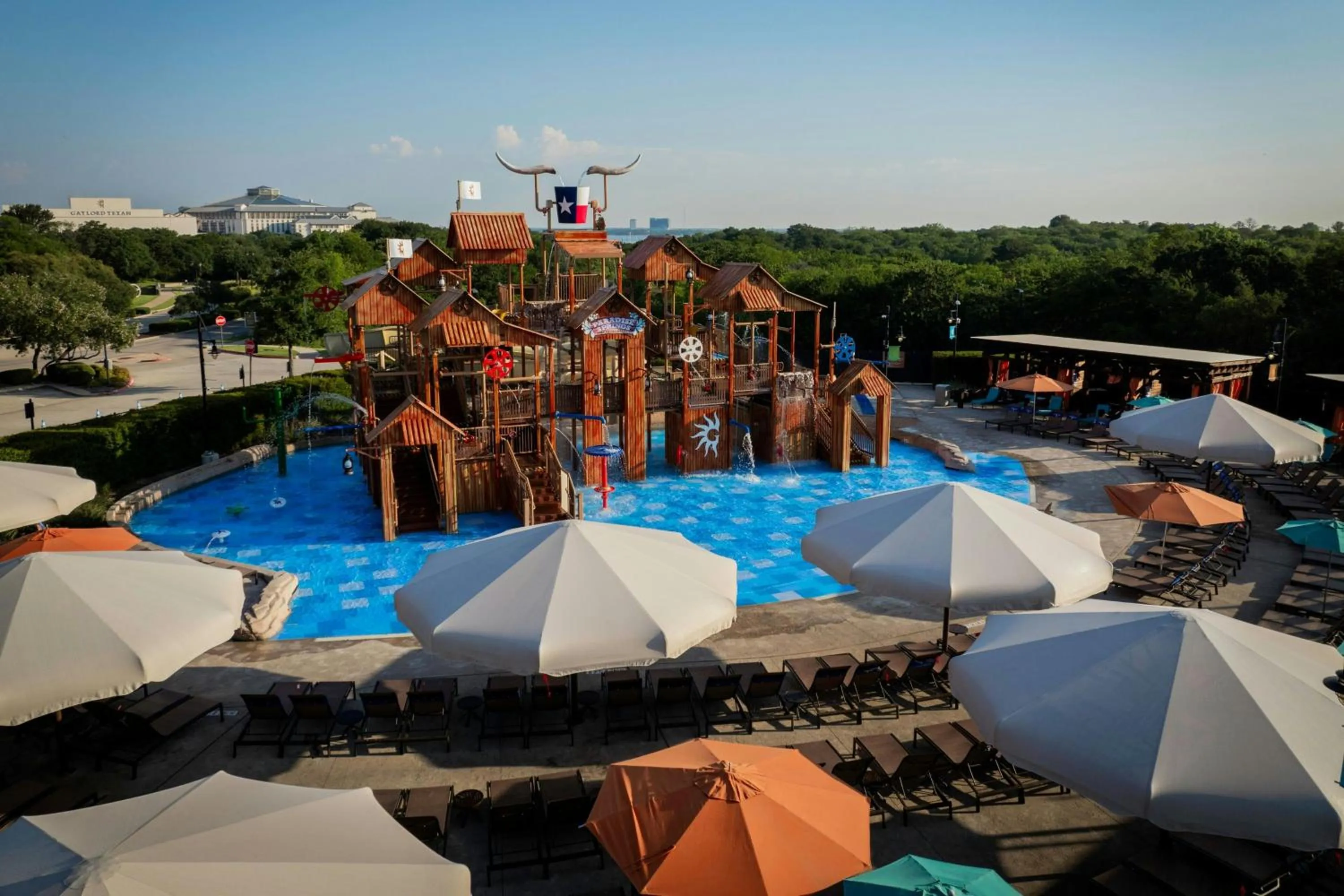 Area and facilities in Gaylord Texan Resort and Convention Center