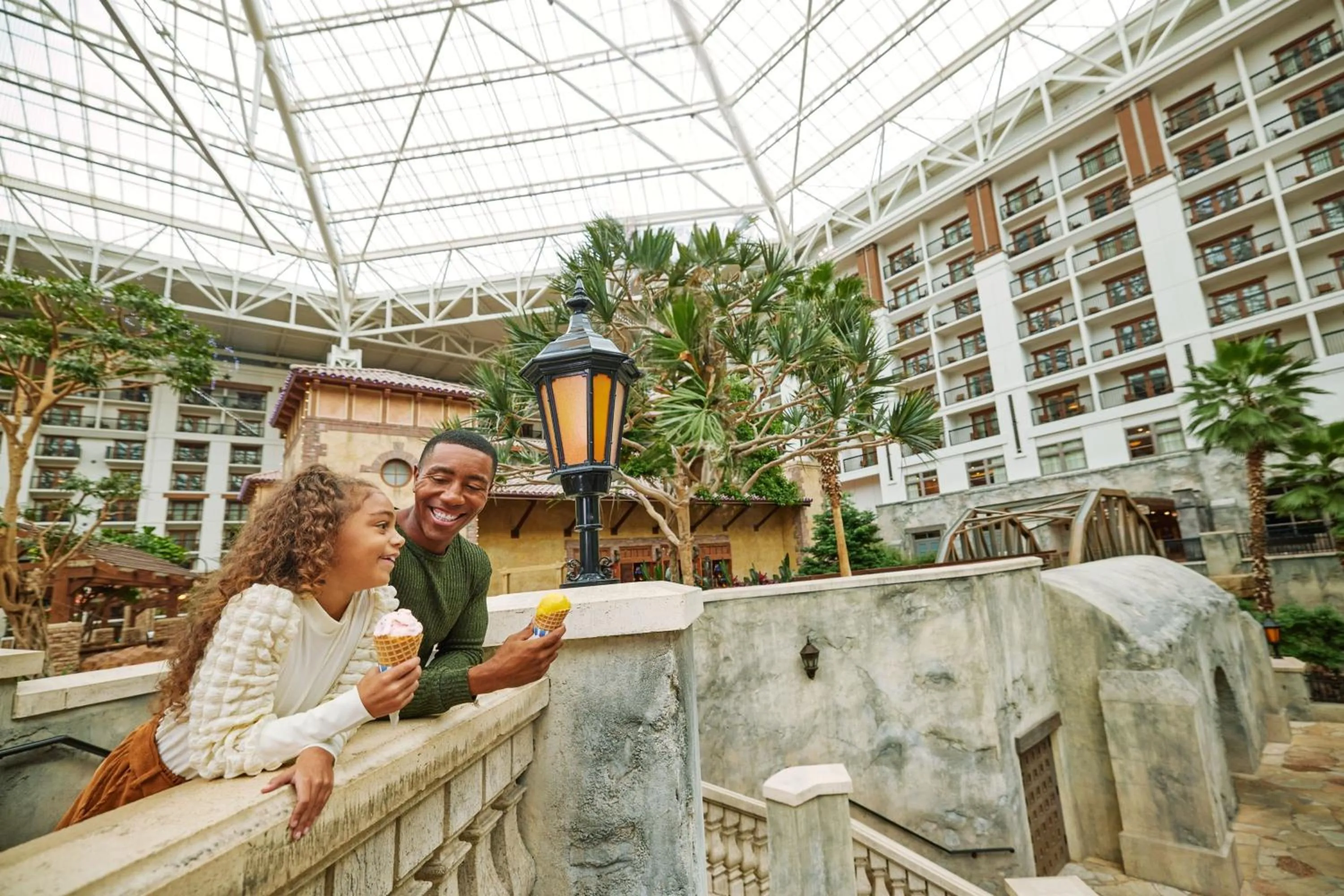 Lobby or reception in Gaylord Texan Resort and Convention Center