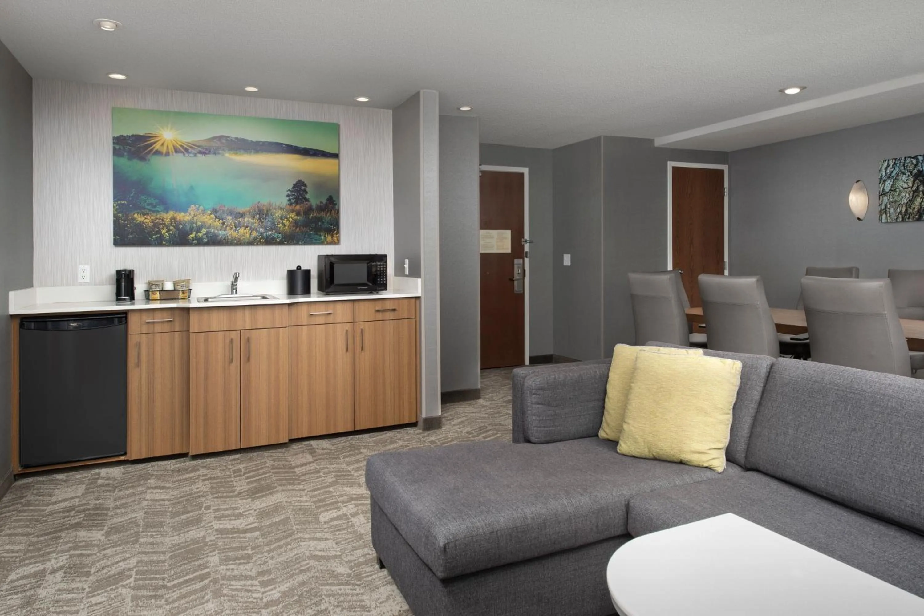 Lounge or bar in SpringHill Suites by Marriott Boise ParkCenter