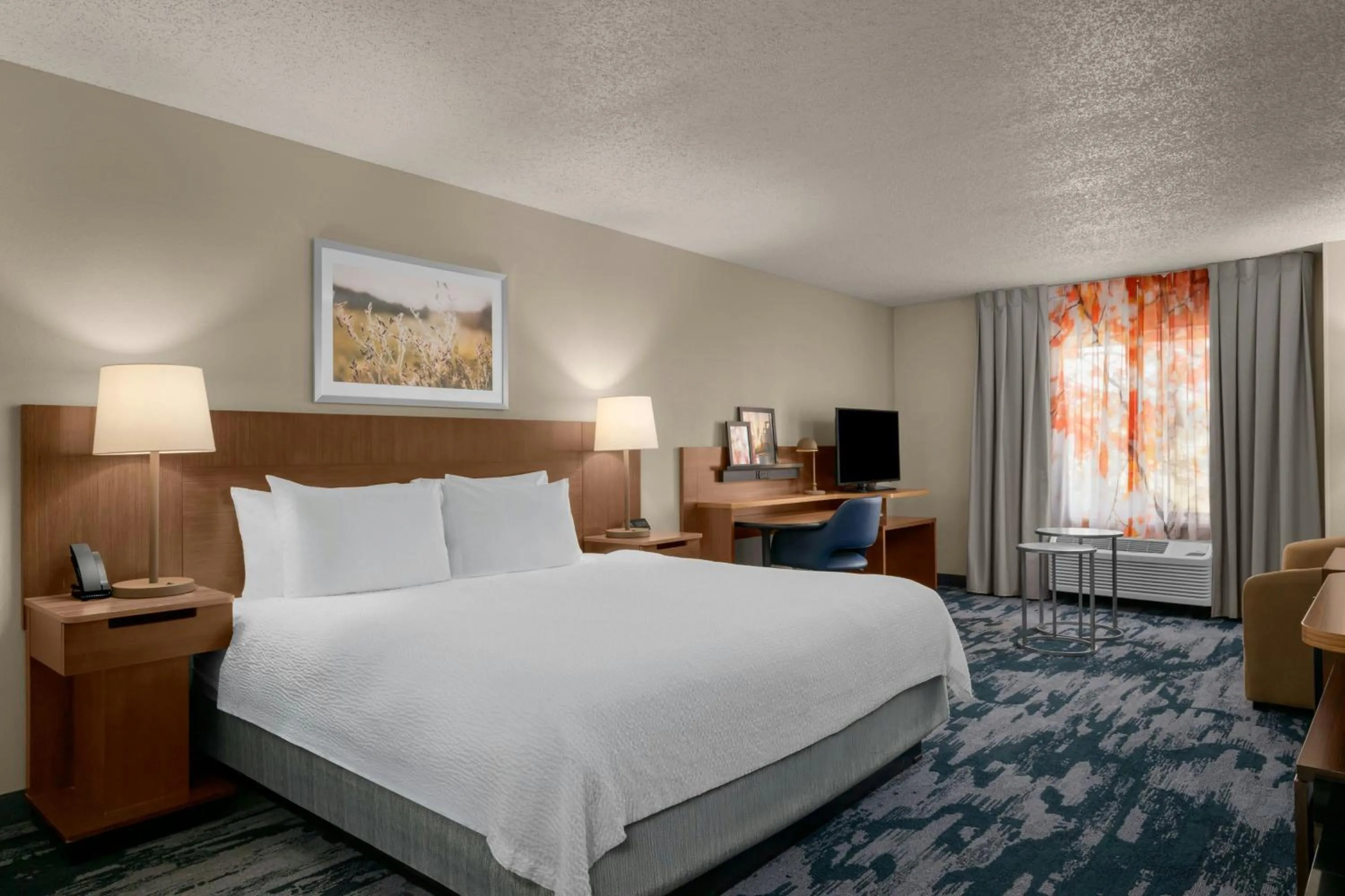 Photo of the whole room, Bed in Fairfield Inn Boise Airport