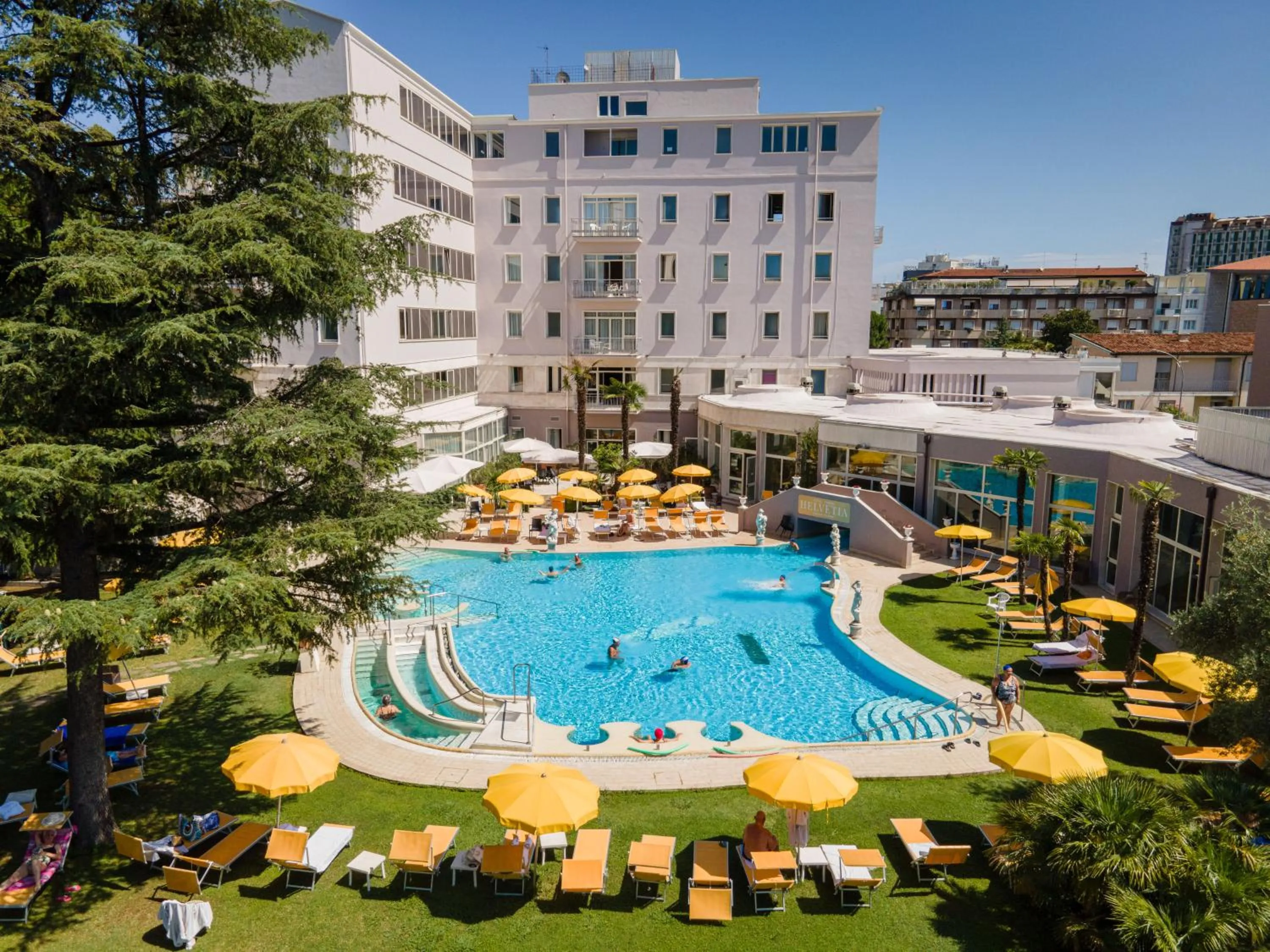 Property building in Hotel Terme Helvetia