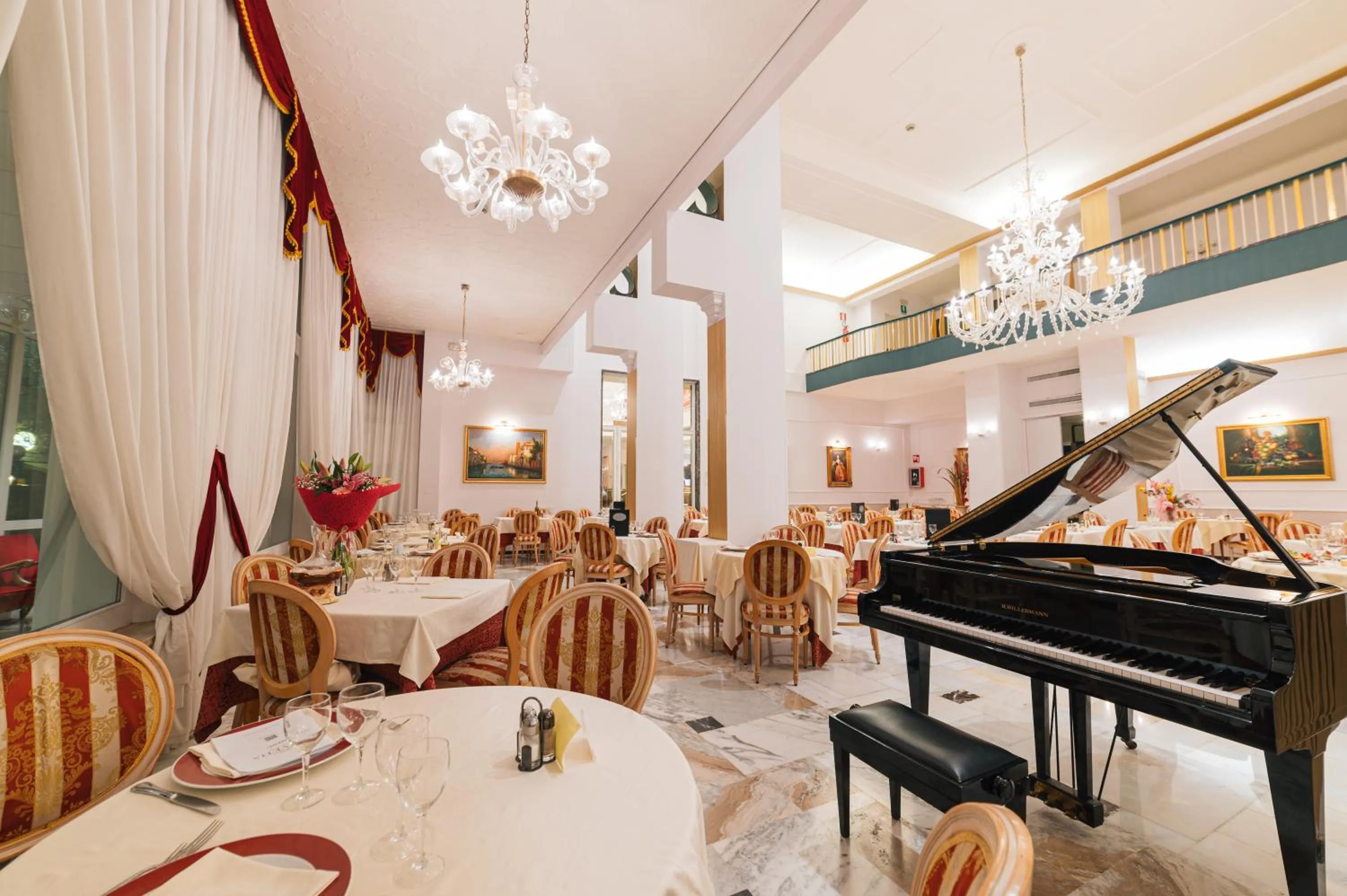 Restaurant/places to eat in Hotel Terme Helvetia