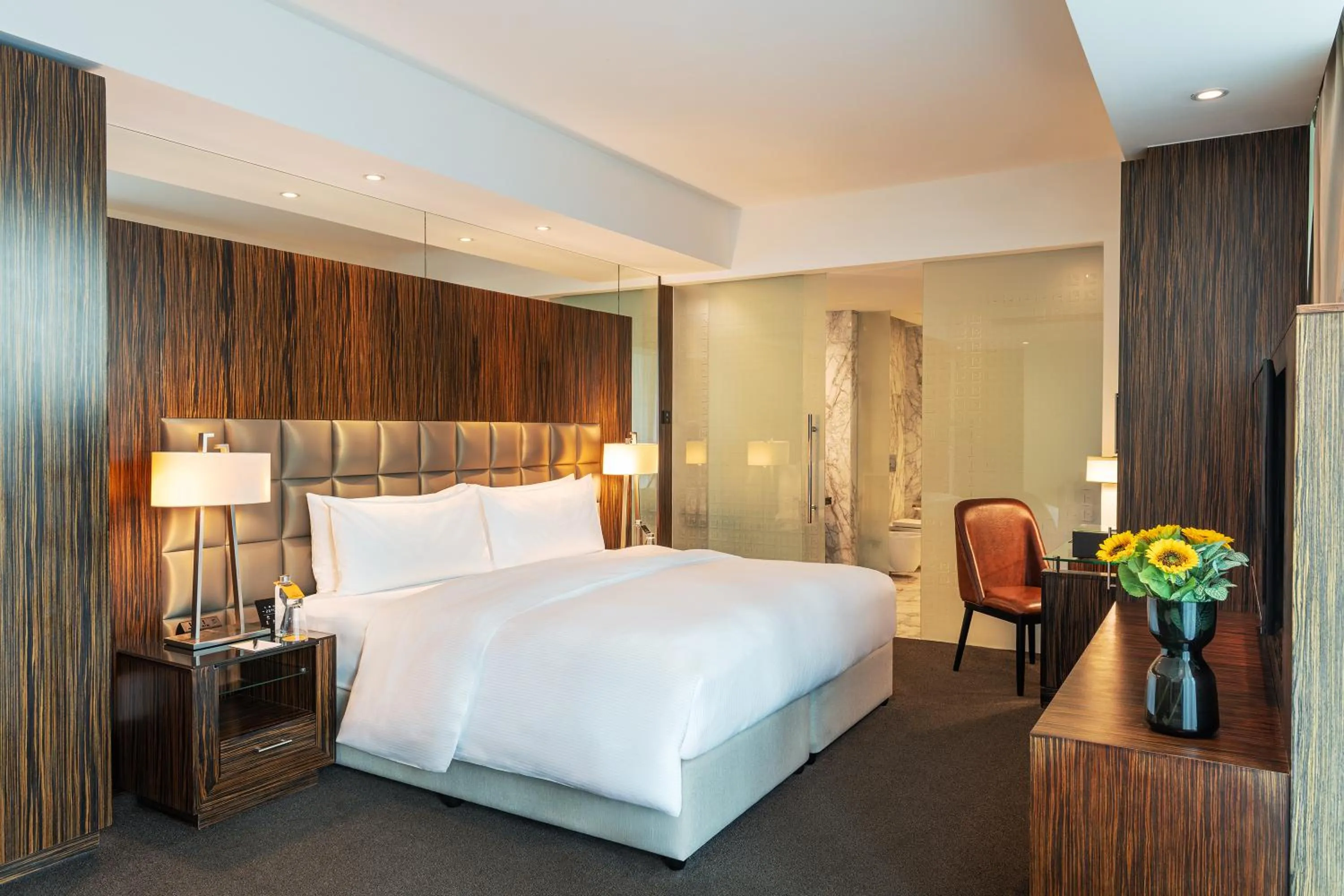 Bed in voco - Bonnington Dubai by IHG