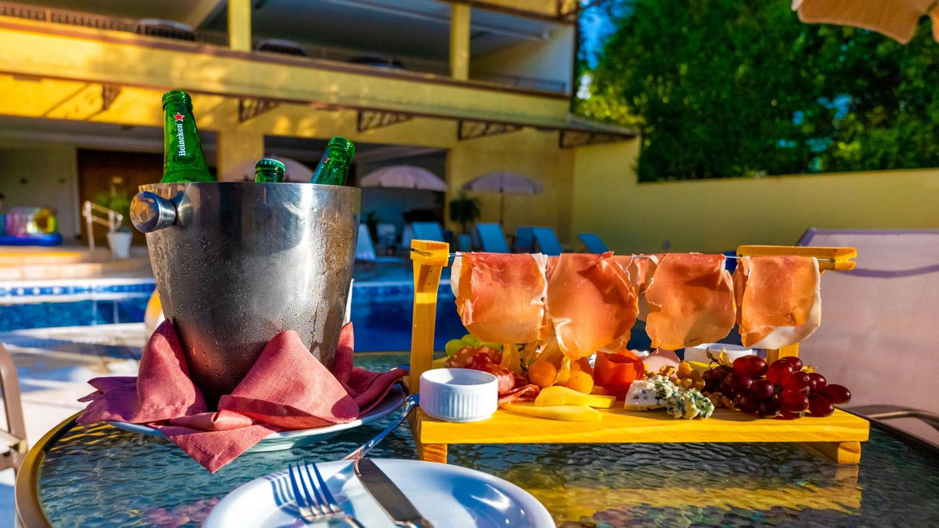 Food and drinks in Hotel Le Renard - Campos do Jordao