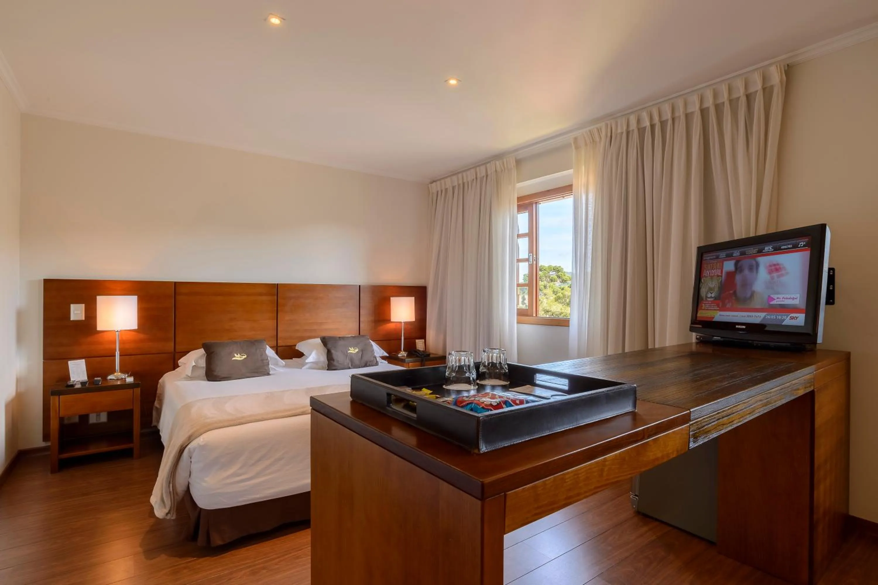 Bedroom, Bed in Hotel Le Renard - Campos do Jordao
