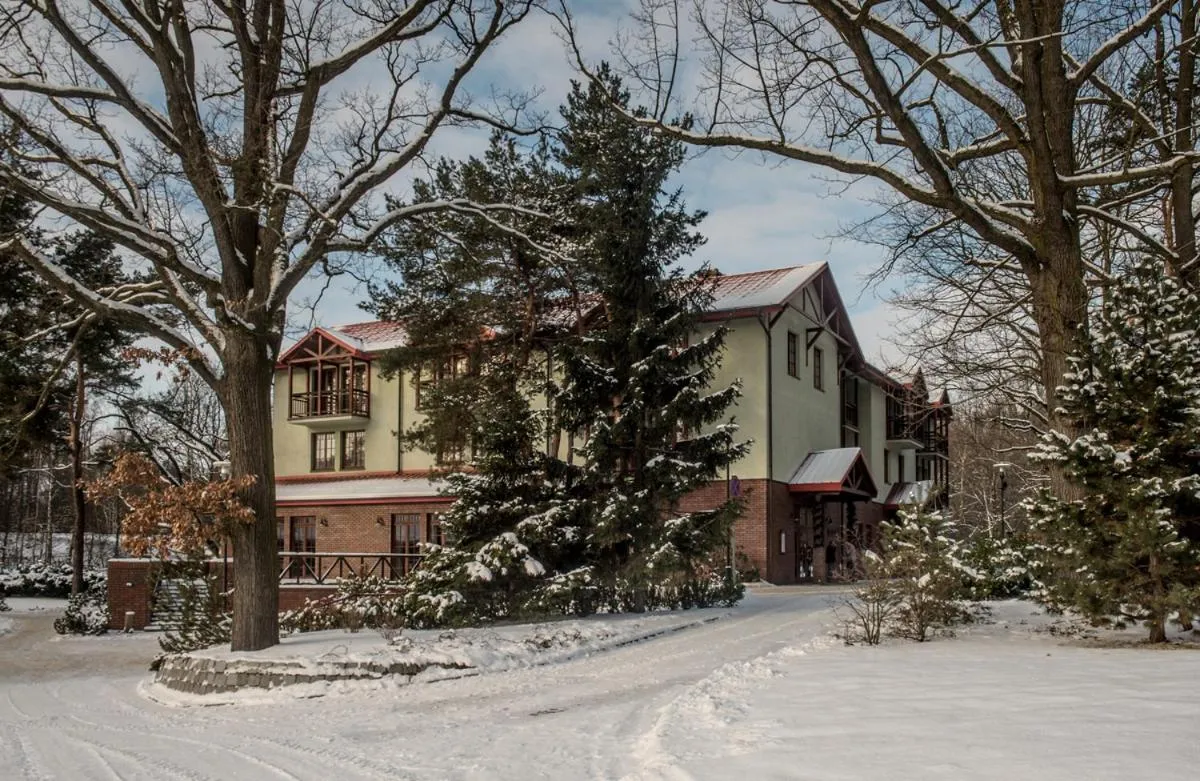 Property building in Stacja Nowa Gdynia Bed & Breakfast Aquapark