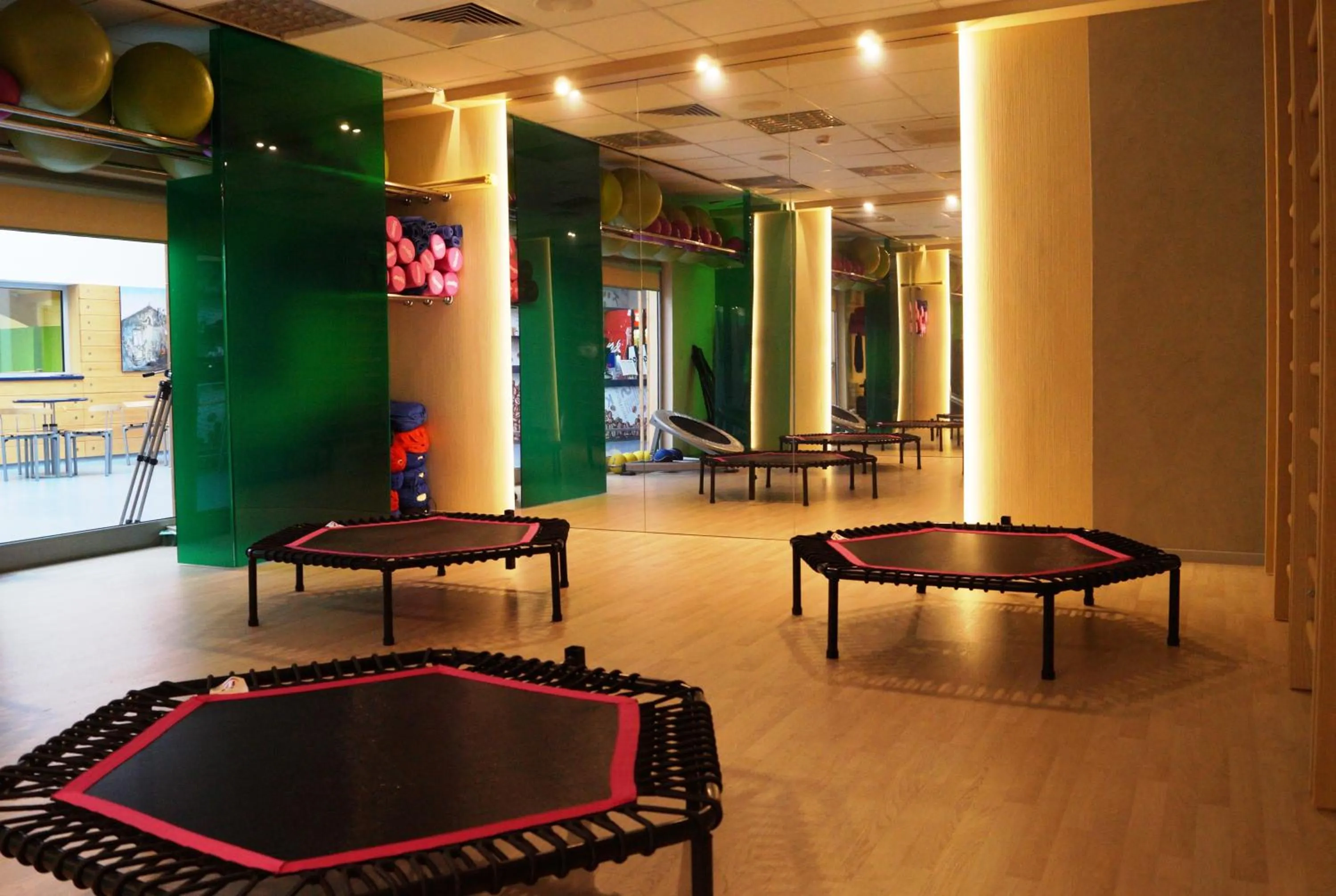 Sports in Stacja Nowa Gdynia Bed & Breakfast Aquapark