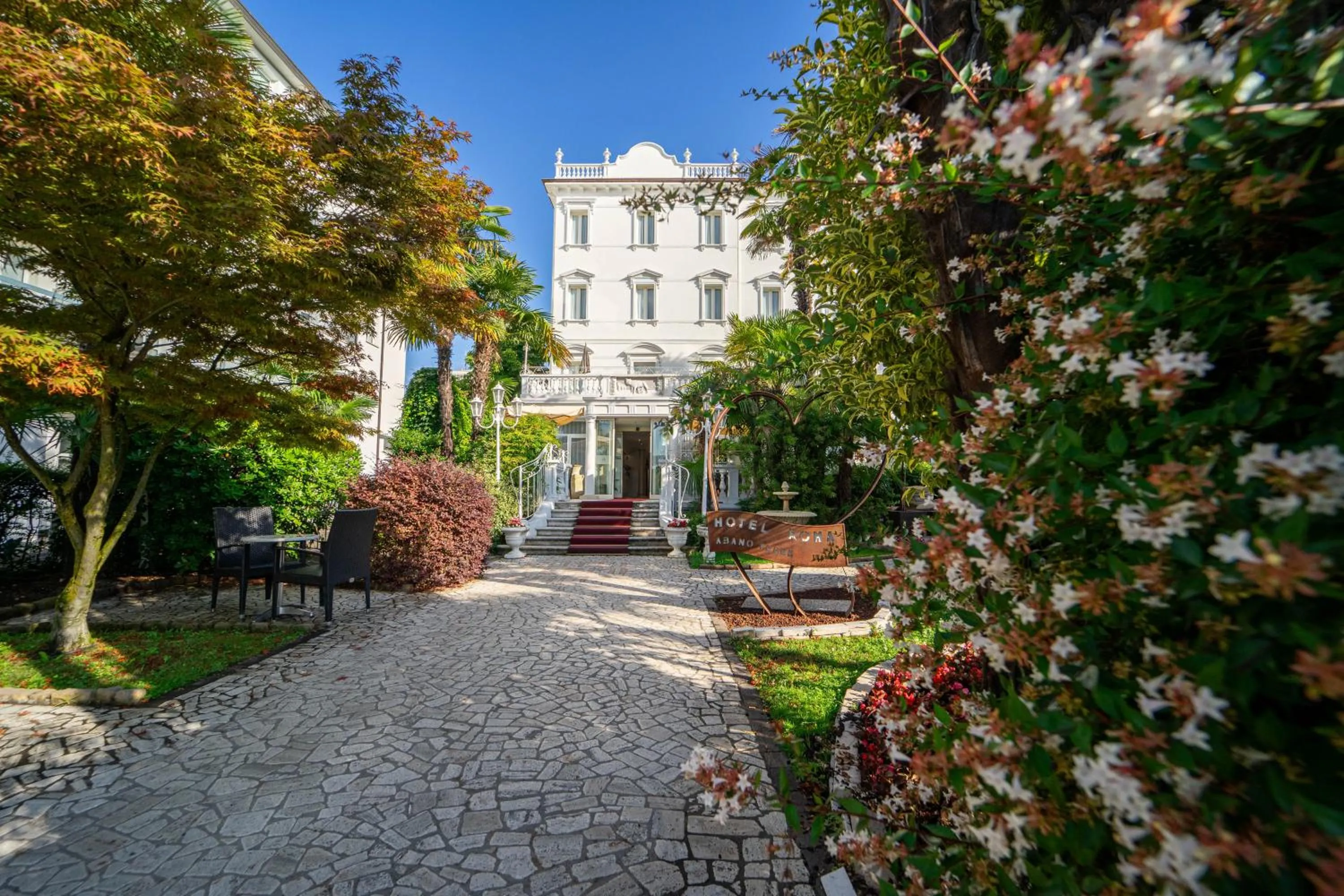 Property building in Hotel Terme Roma