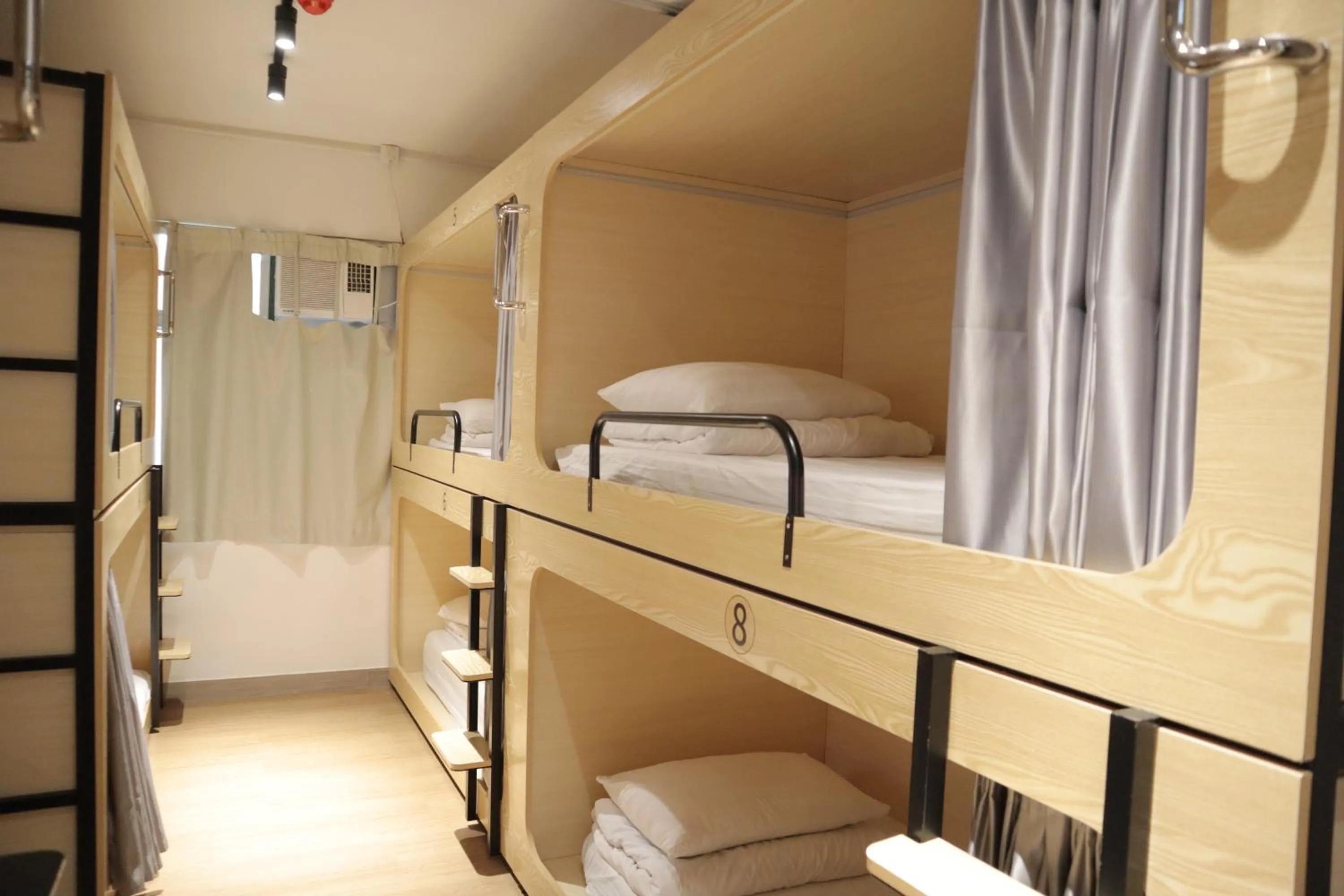 Bed in Tong Luo Wan Hostel