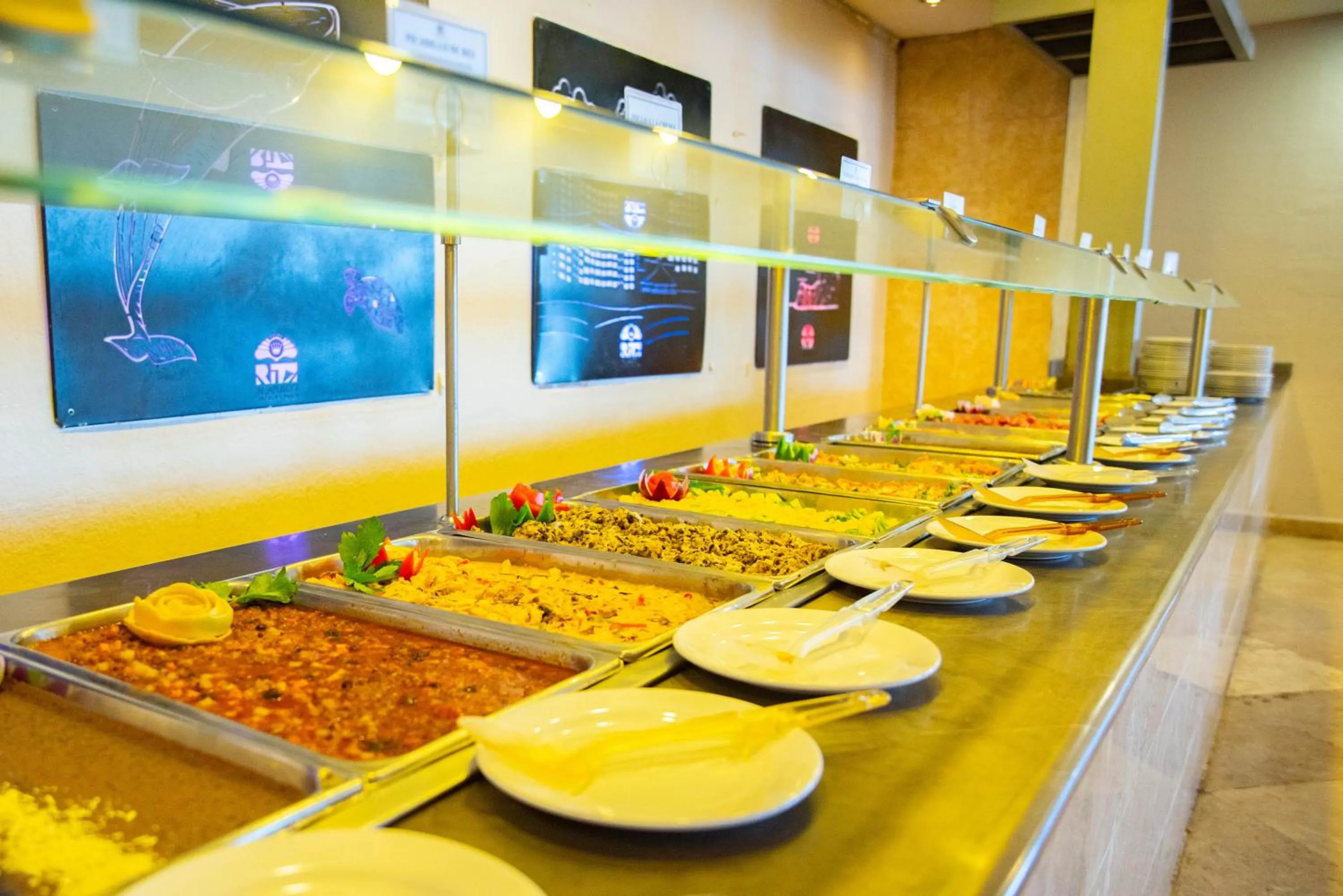 Food in Ritz Acapulco All Inclusive