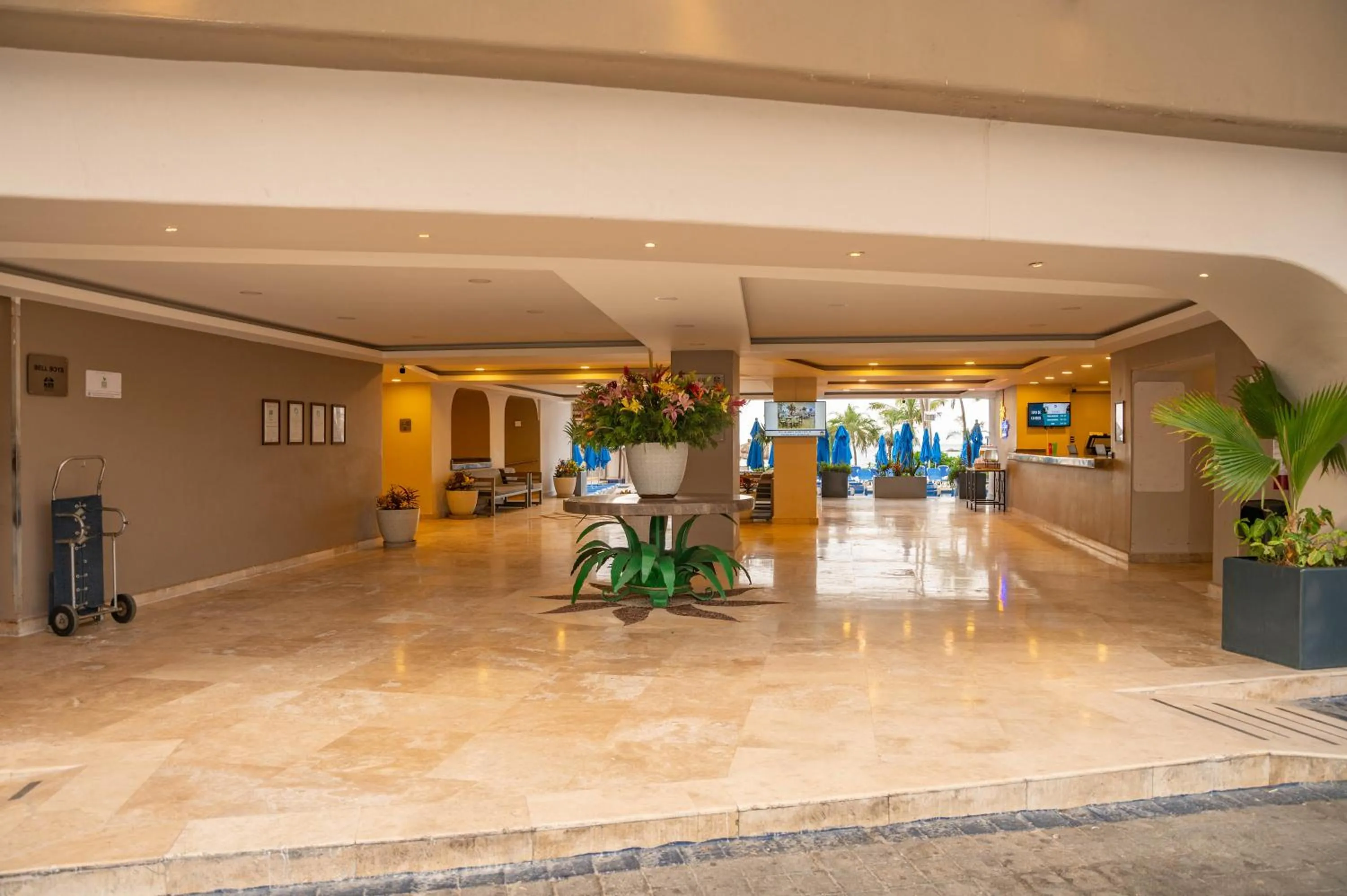 Lobby or reception in Ritz Acapulco All Inclusive