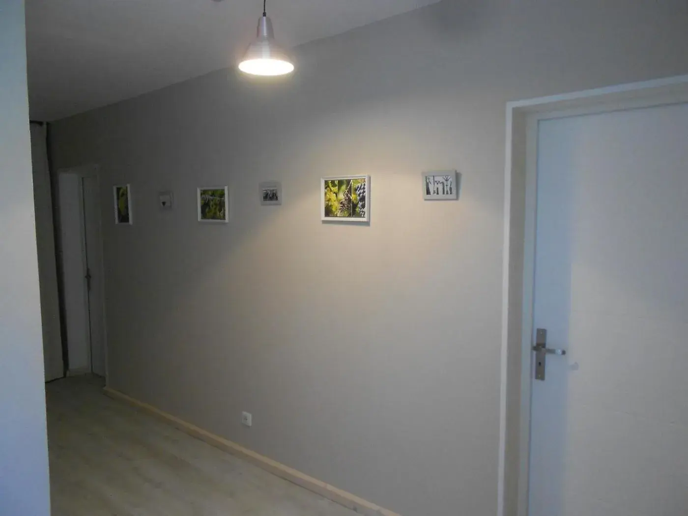 Double Room with Private Bathroom in Litdevin Double Room with Private Bathroom in Litdevin