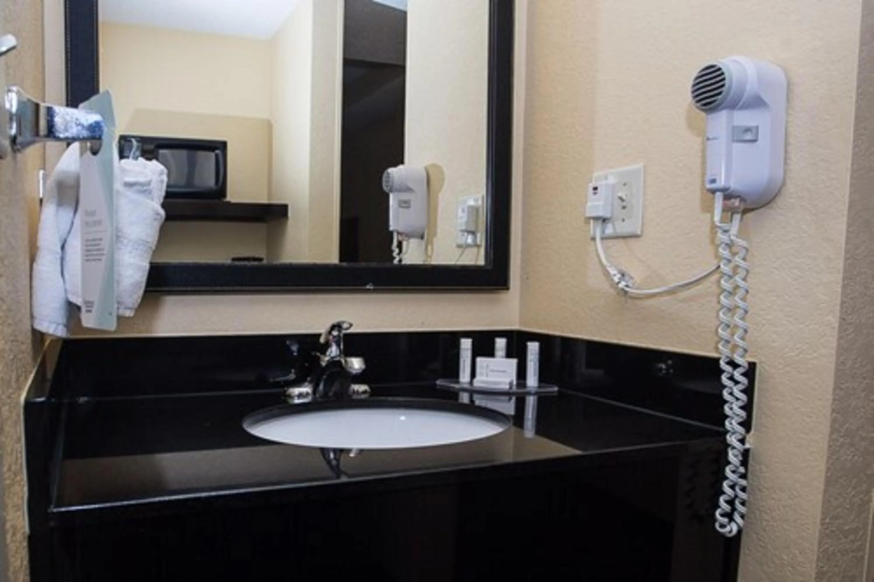 Bathroom in Fairfield Inn & Suites by Marriott Boston Milford