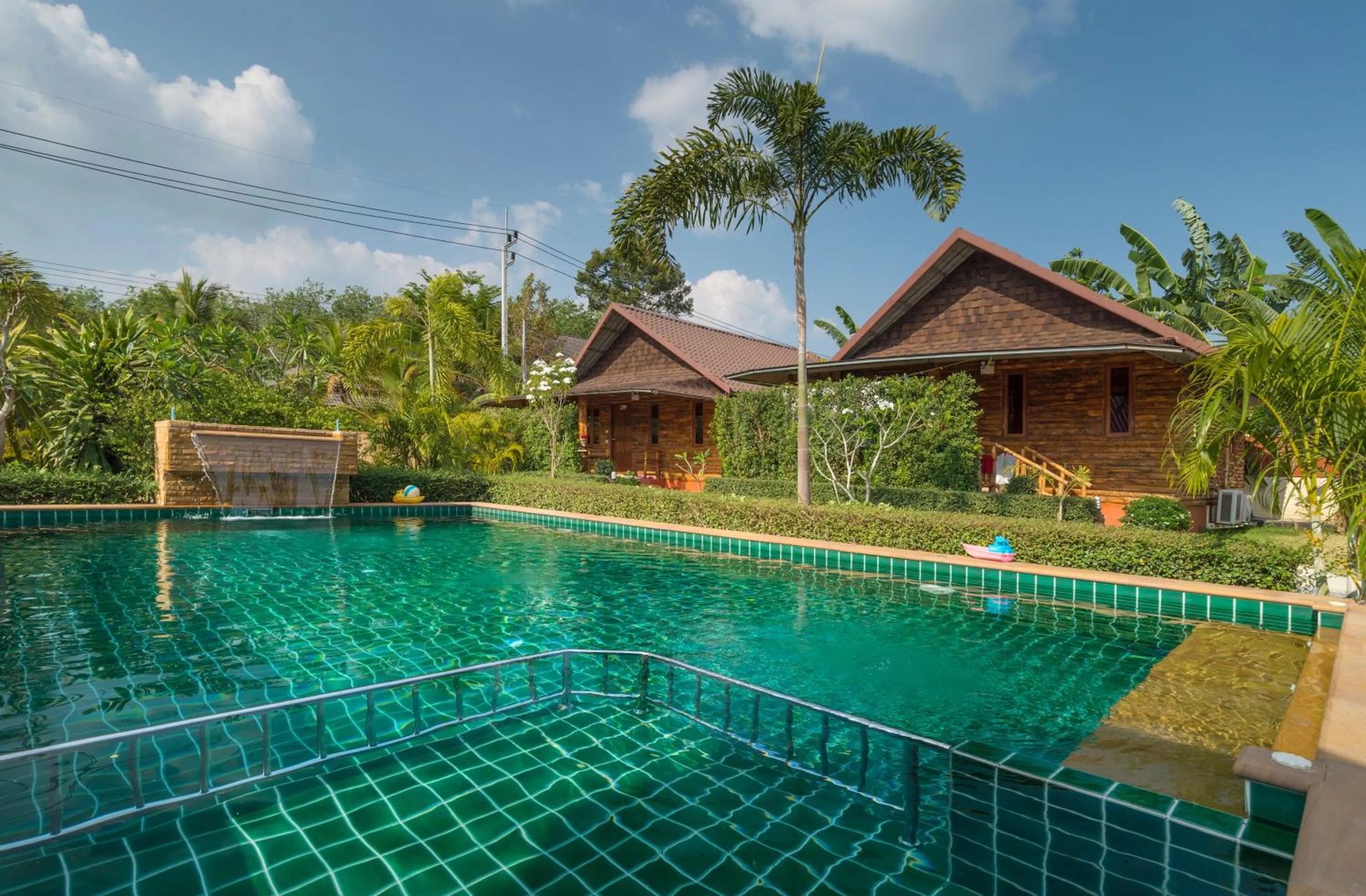 Property building in Pinthong Aonang Villa