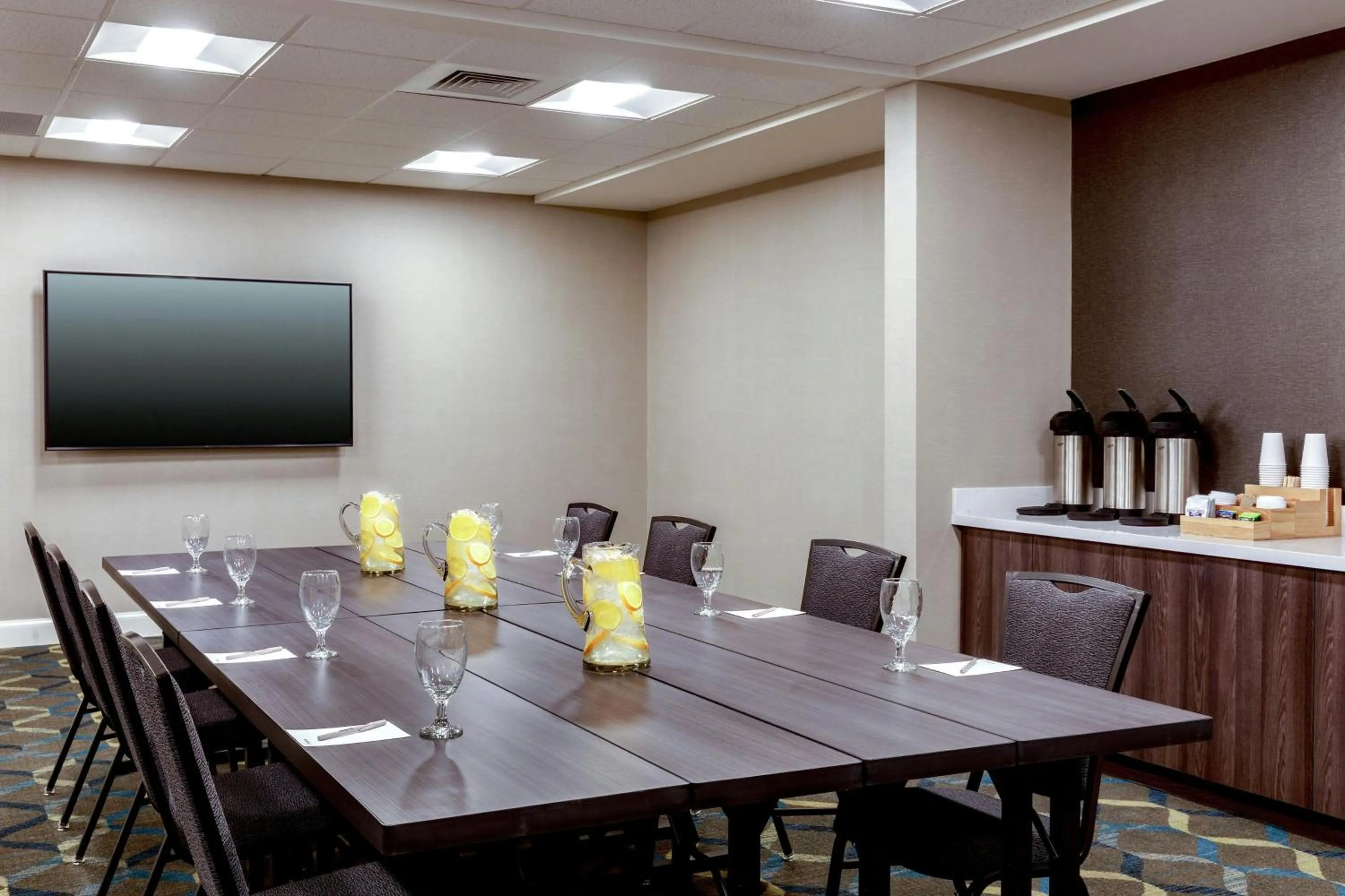 Meeting/conference room in Residence Inn Worcester