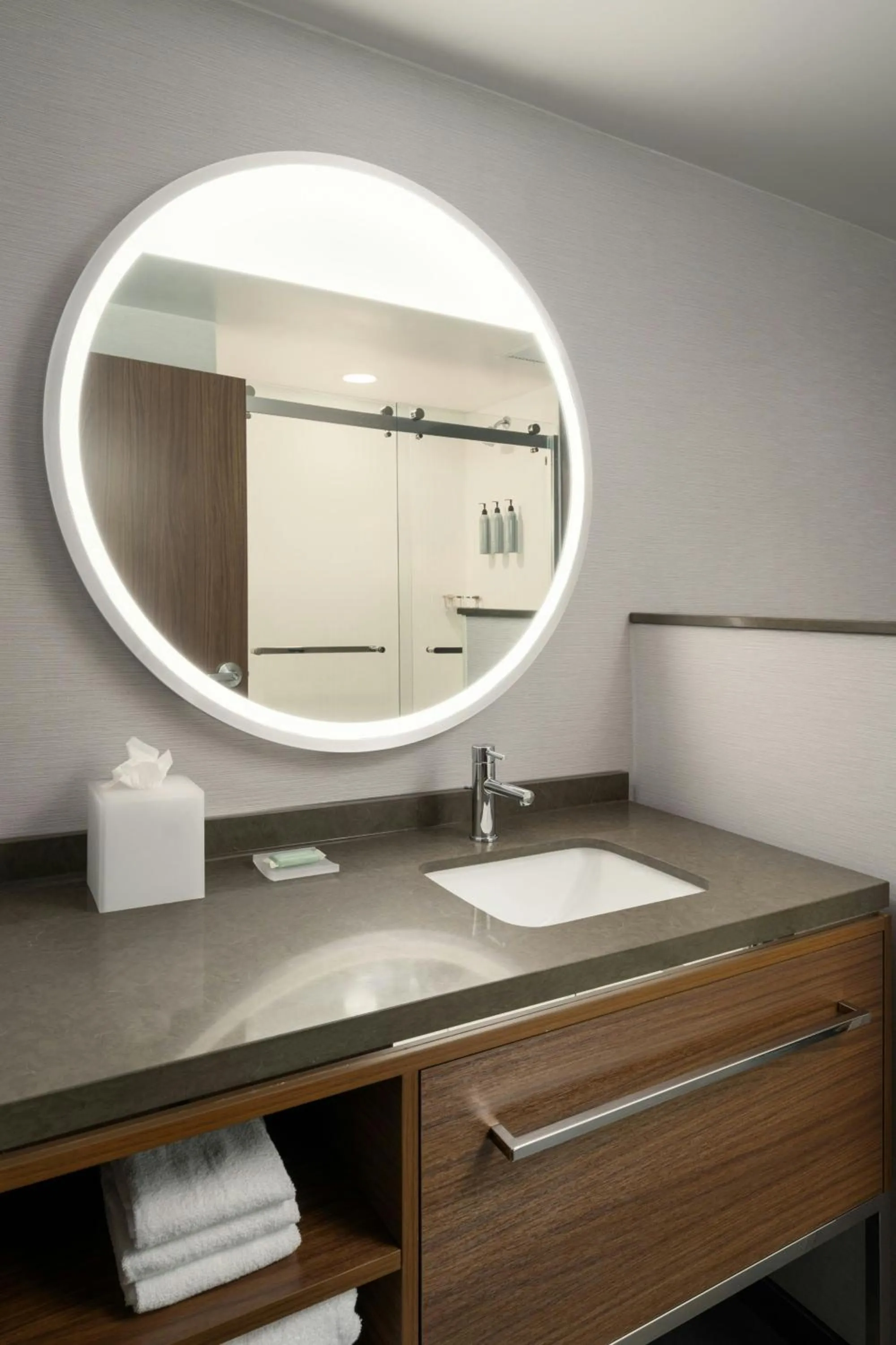 Bathroom in Courtyard Brunswick