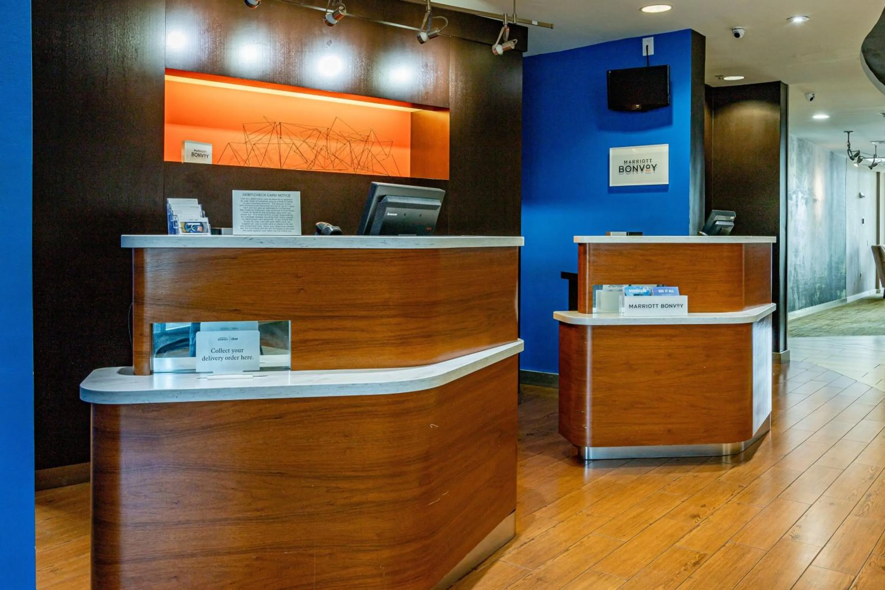 Lobby or reception in Courtyard Brunswick