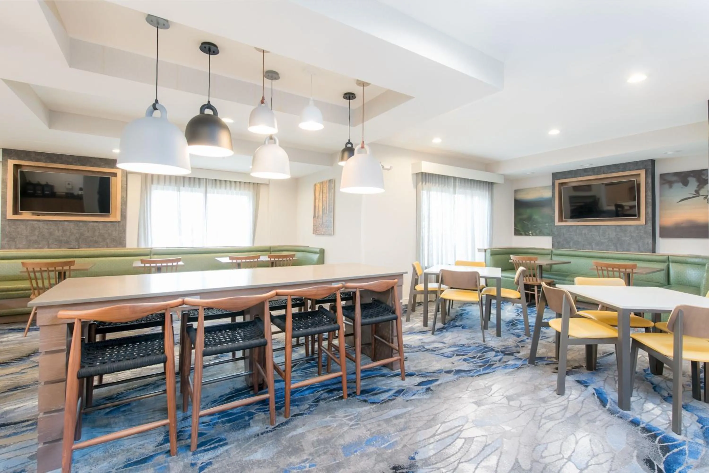 Lobby or reception in Fairfield Inn Suites Brunswick