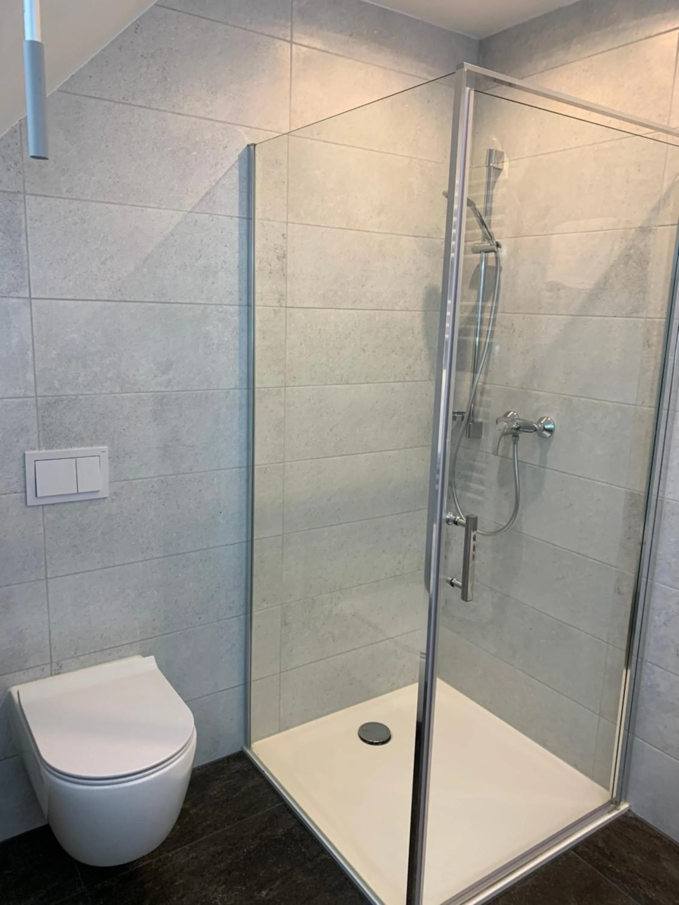 Toilet in City-Hotel-Wolgast