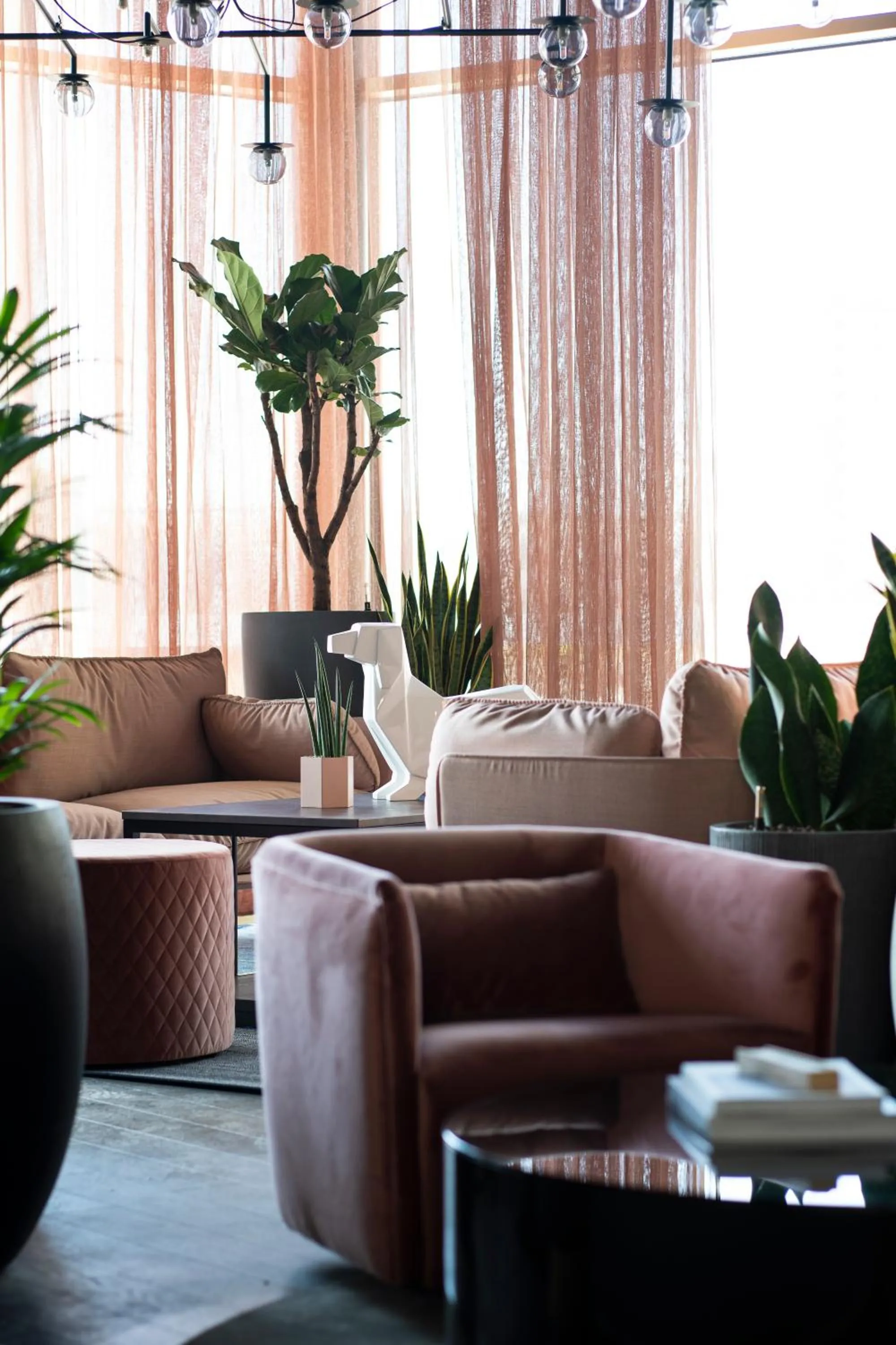 Seating area in Quality Hotel The Box