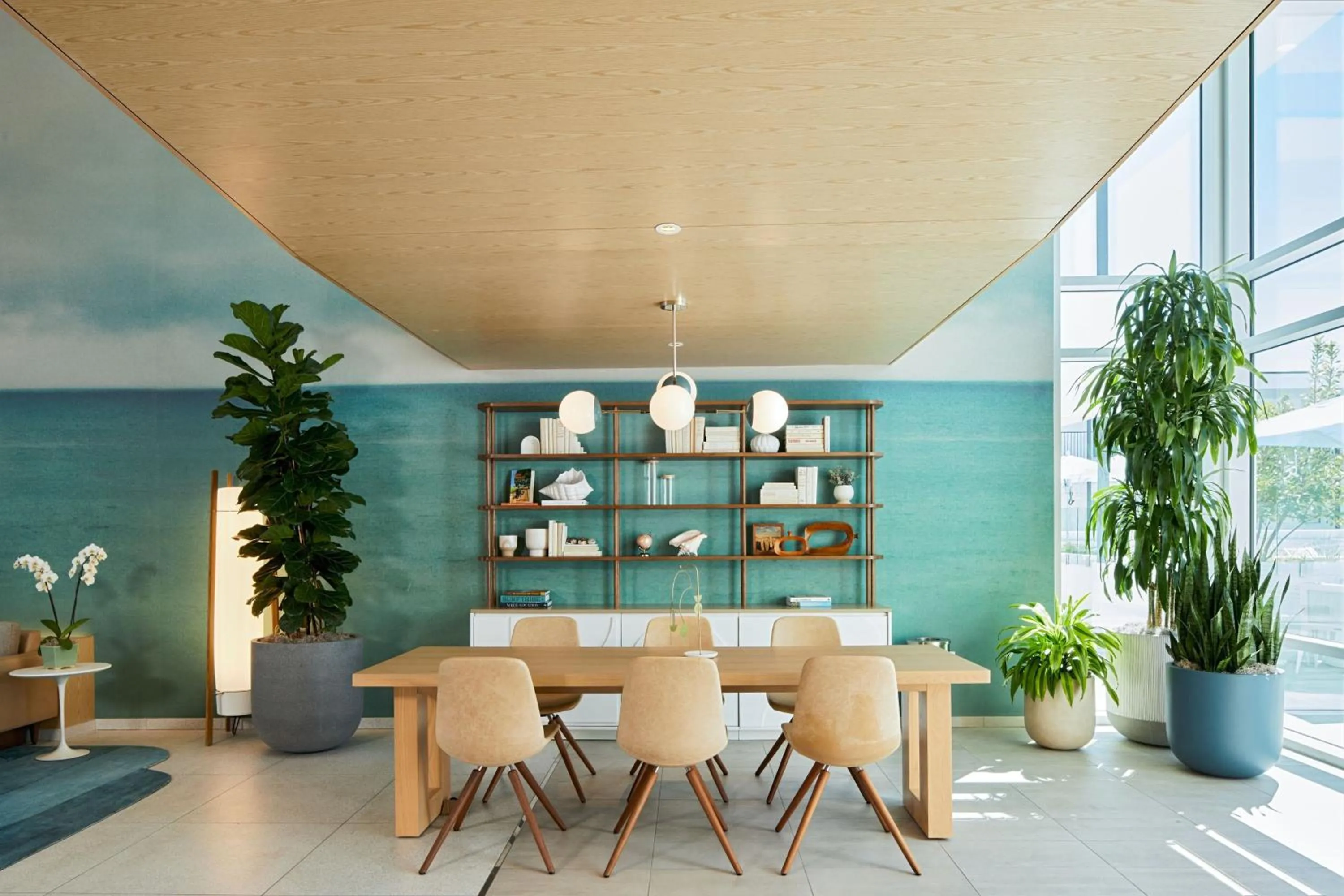 Lobby or reception in Courtyard by Marriott Santa Barbara Downtown