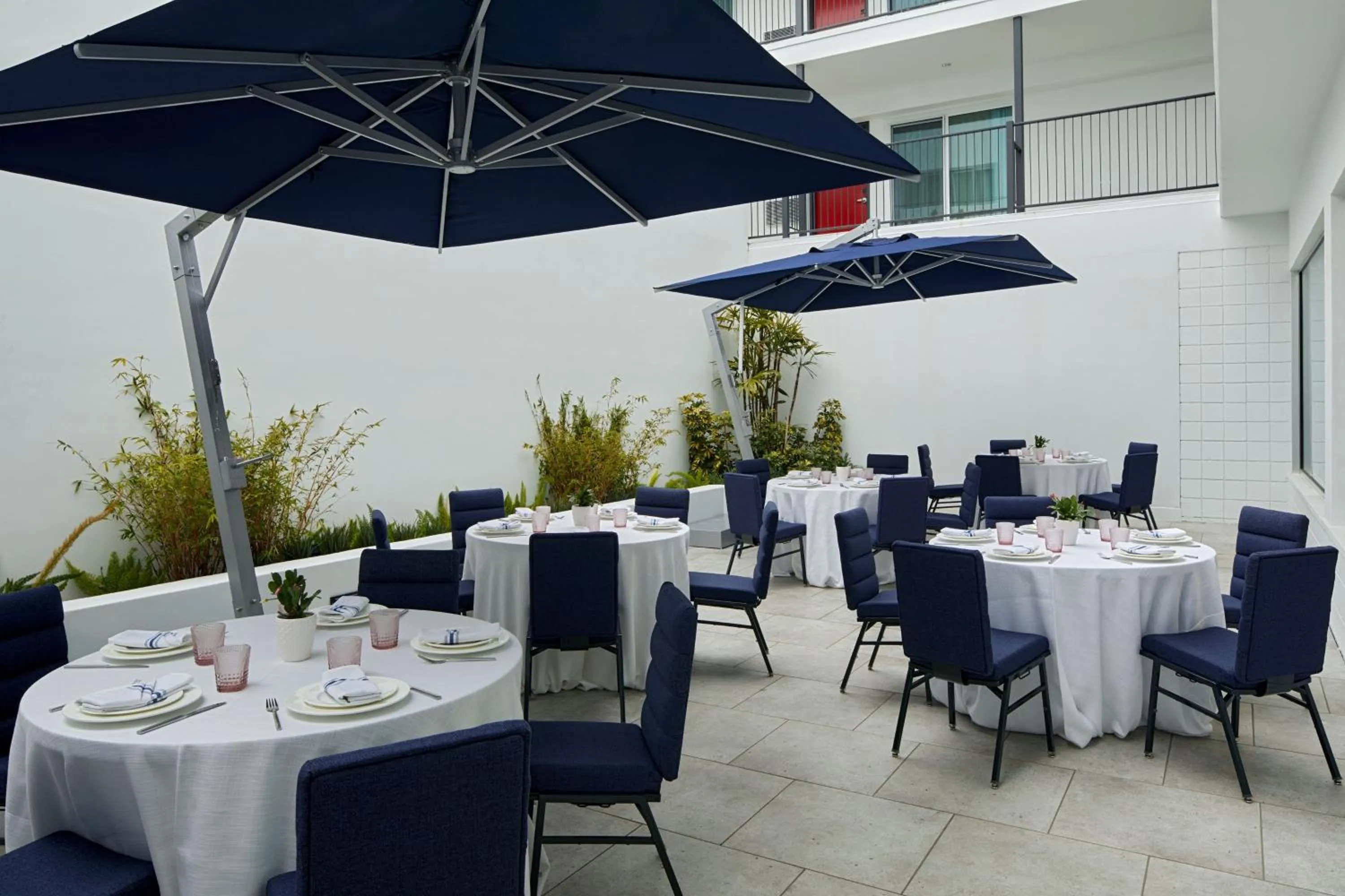 Meeting/conference room in Courtyard by Marriott Santa Barbara Downtown