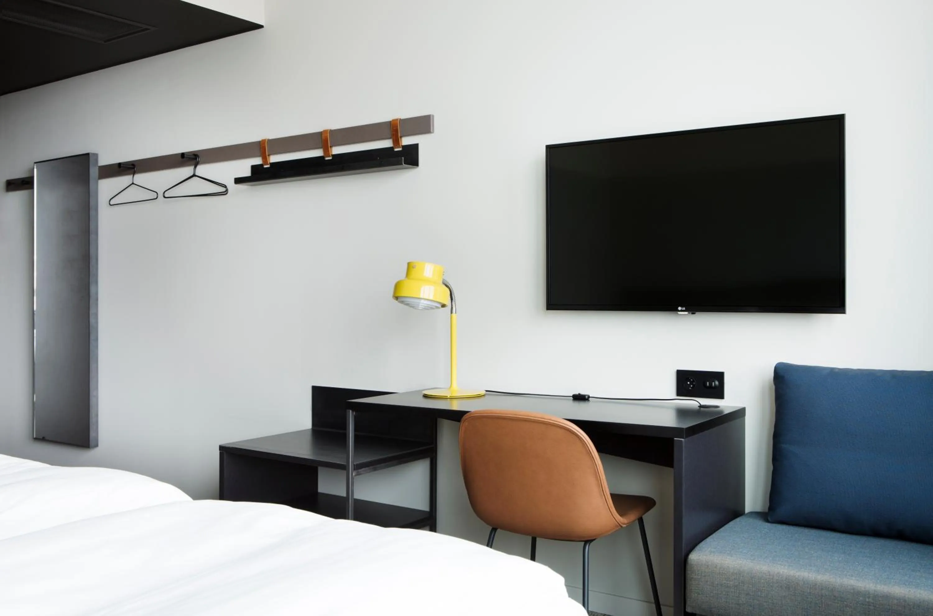 TV and multimedia, Bed in Comfort Hotel Västerås