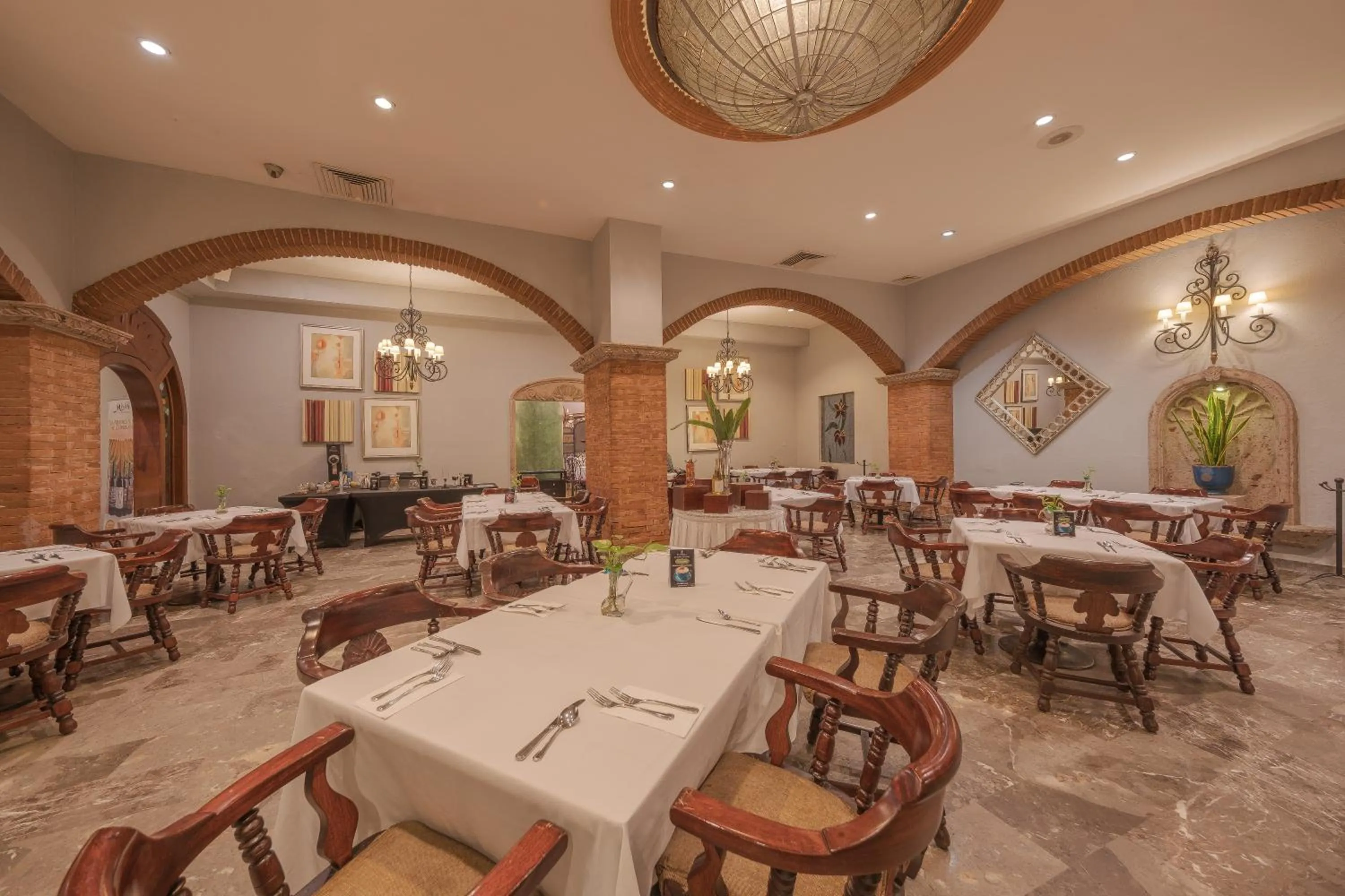 Restaurant/places to eat in Hotel Santa Anita - Balderrama Hotel Collection