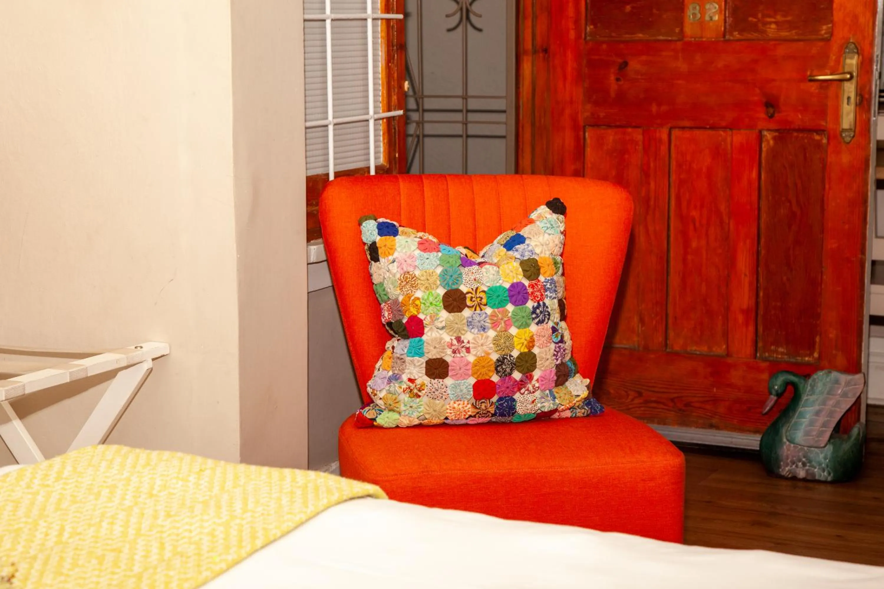 Seating area, Bed in De Akker Guest House Oudtshoorn