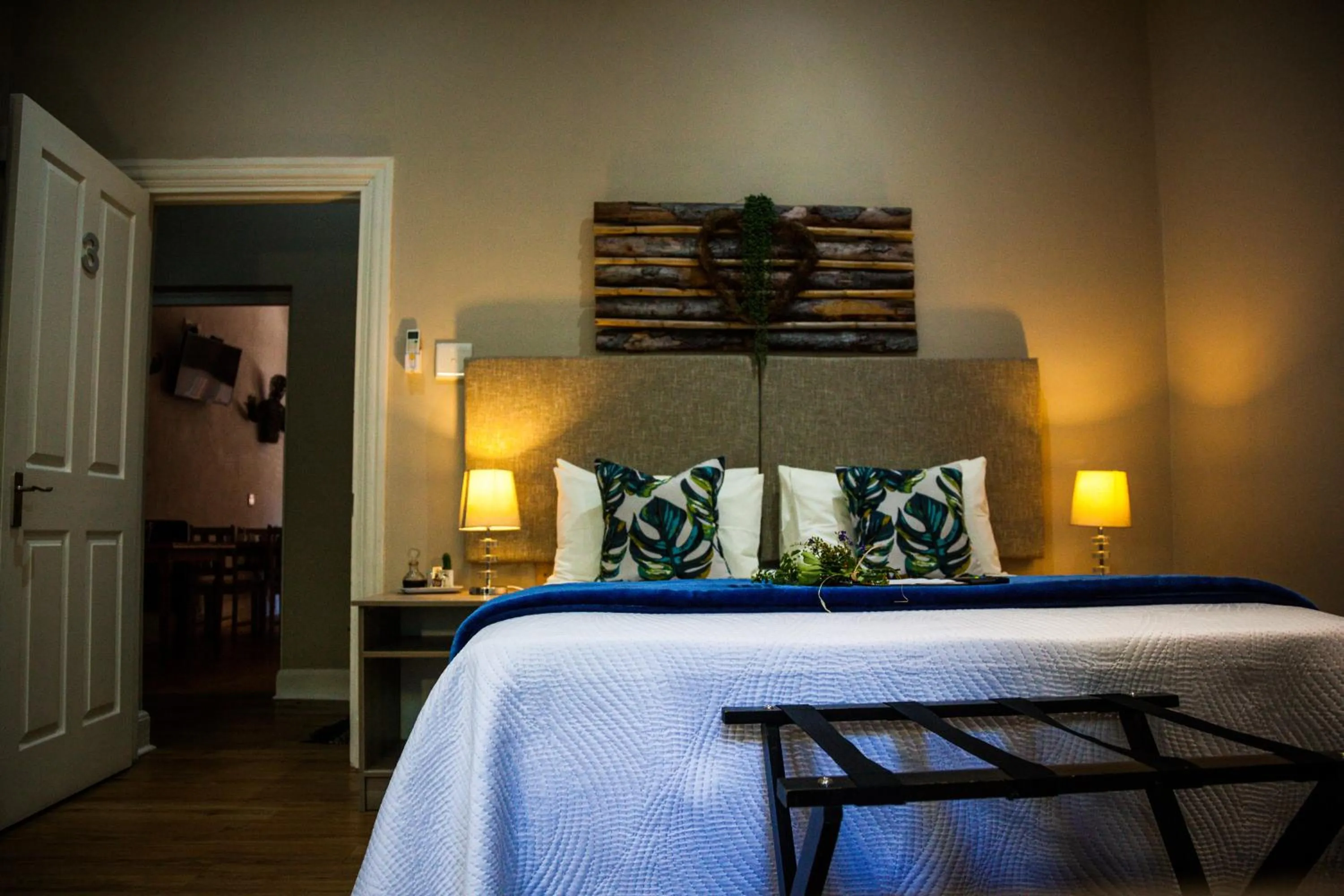 Bedroom, Bed in De Akker Guest House Oudtshoorn